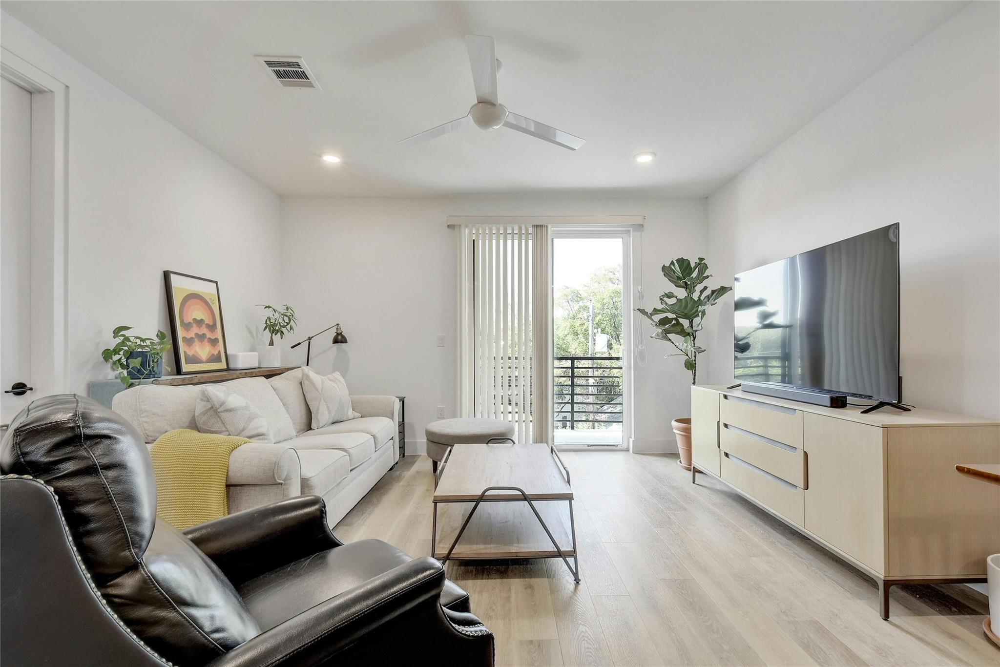 2709 E 5th St # 2305, Austin, TX 78702