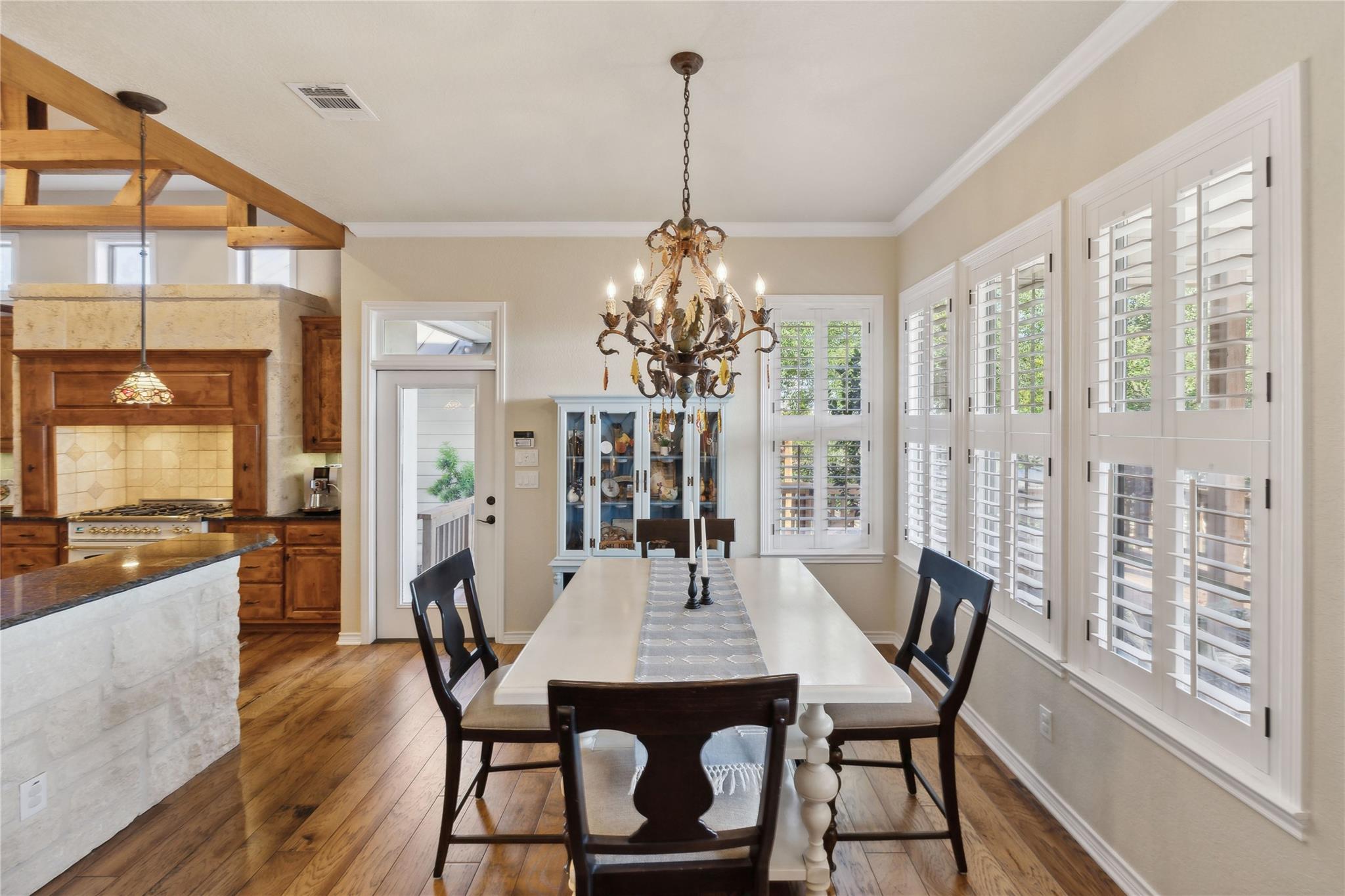 169 Royal Oaks Hill, Fredericksburg, TX 78624