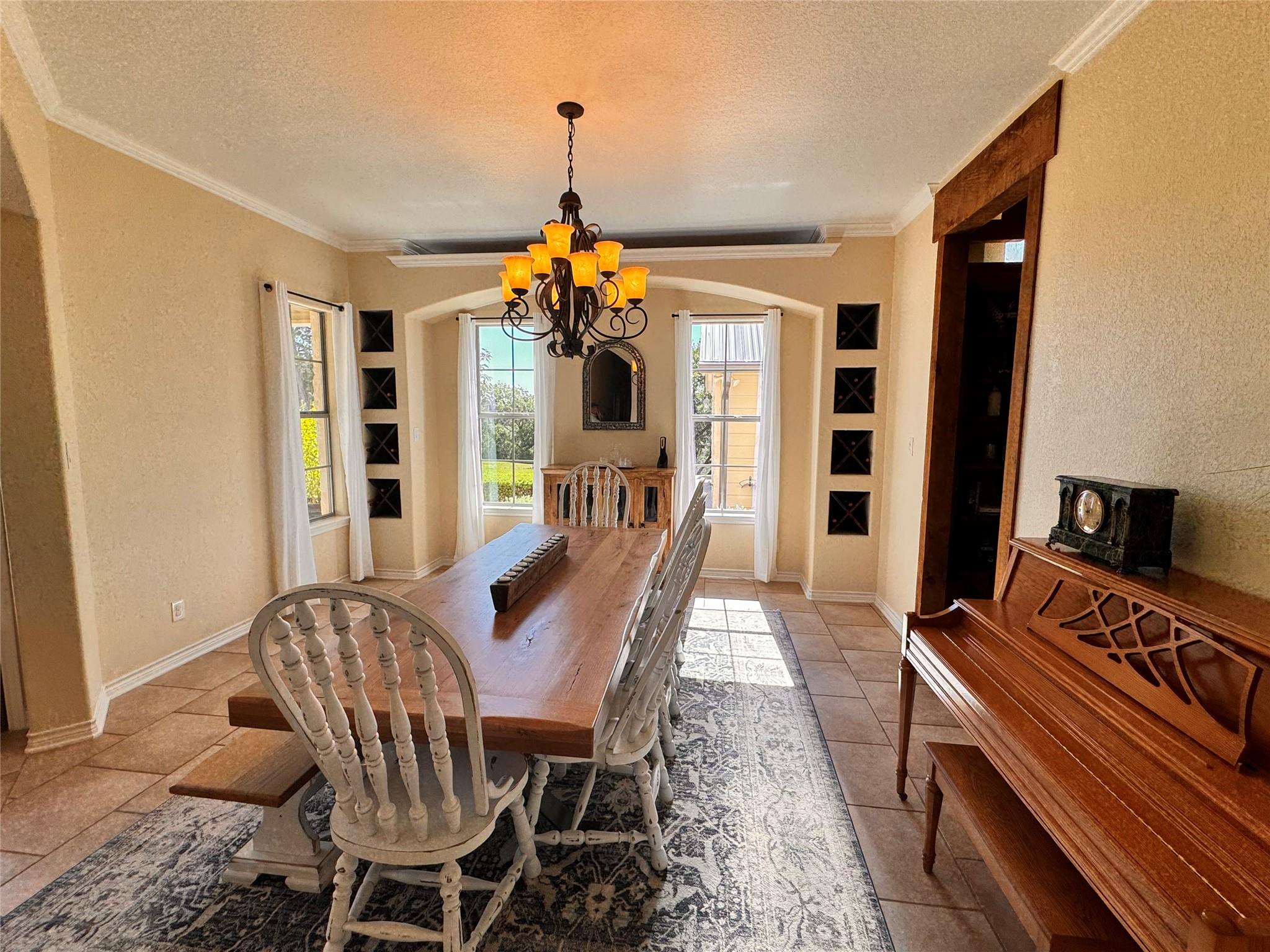 169 Royal Oaks Hill, Fredericksburg, TX 78624