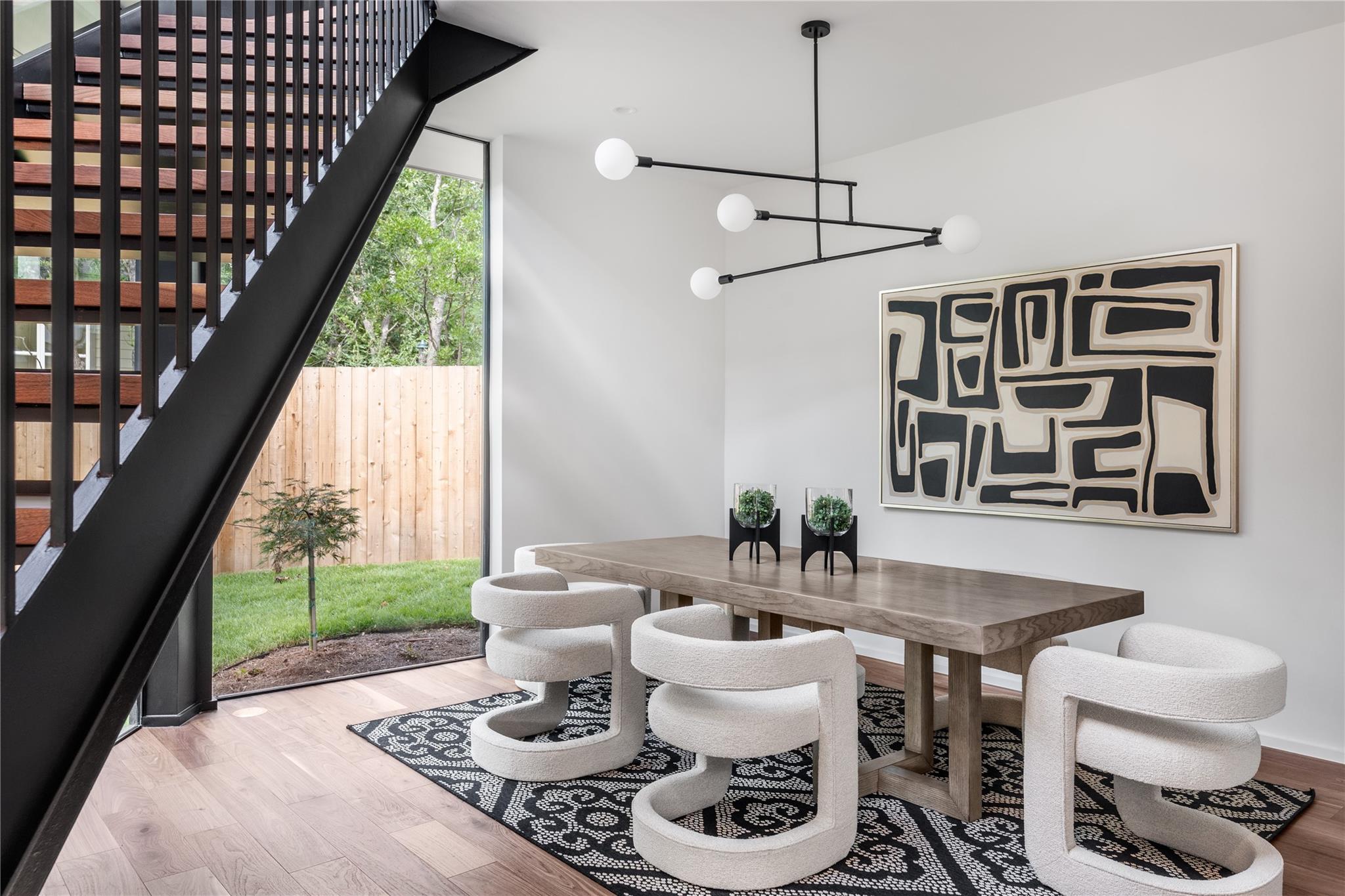 1121 Bluebonnet Ln, Austin, TX 78704