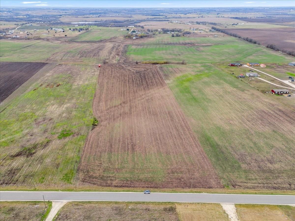 450 County Road 423, Taylor, TX 76574