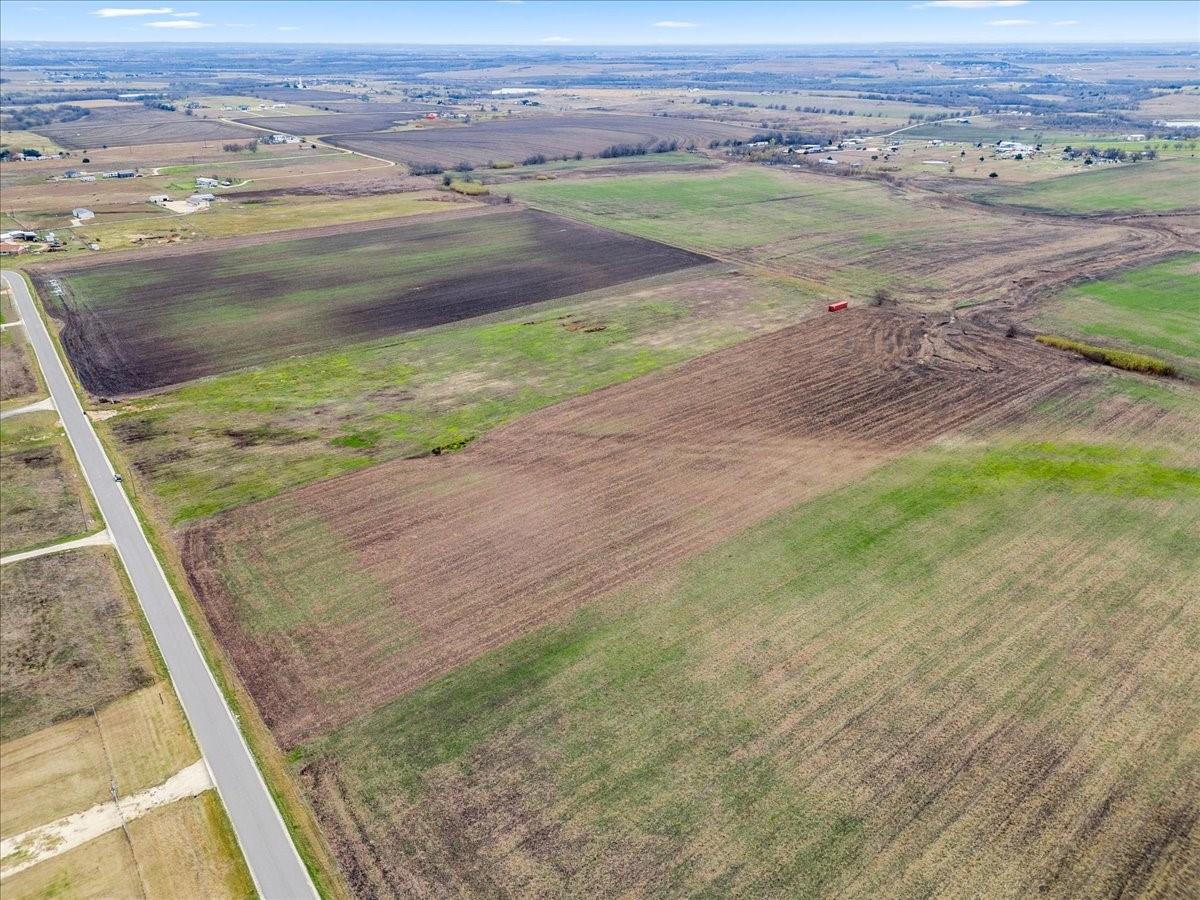 450 County Road 423, Taylor, TX 76574