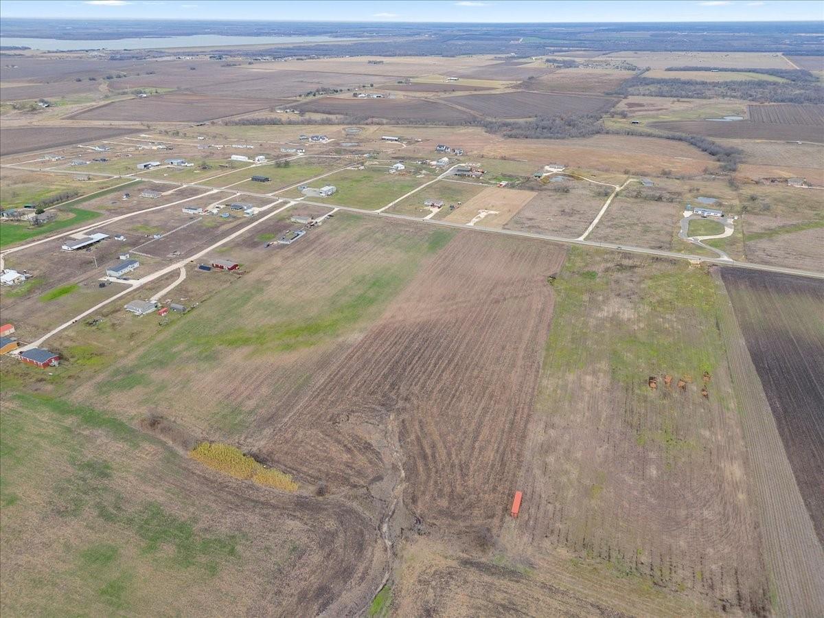 450 County Road 423, Taylor, TX 76574