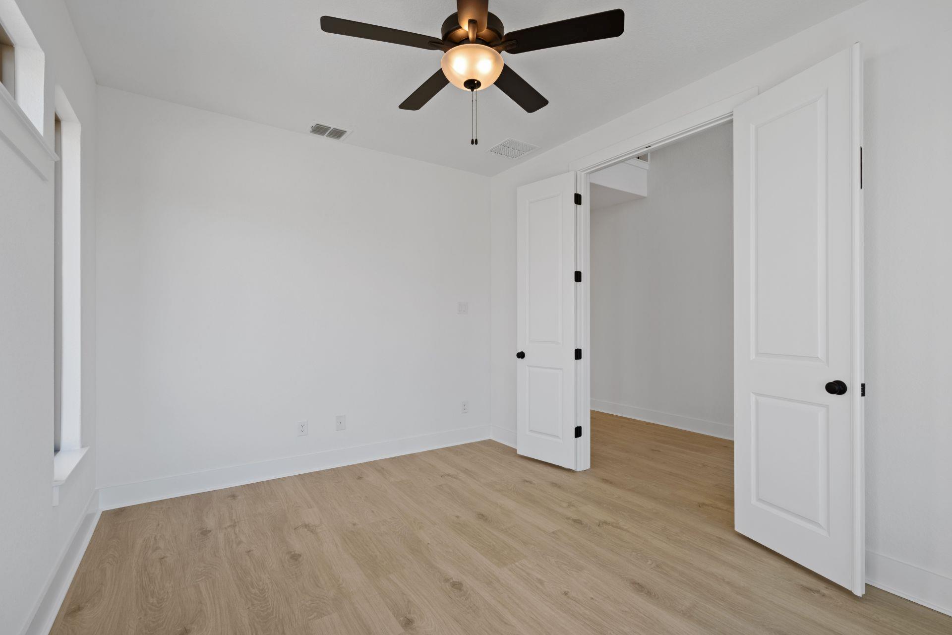 134 Montecilo Dr, Liberty Hill, TX 78642