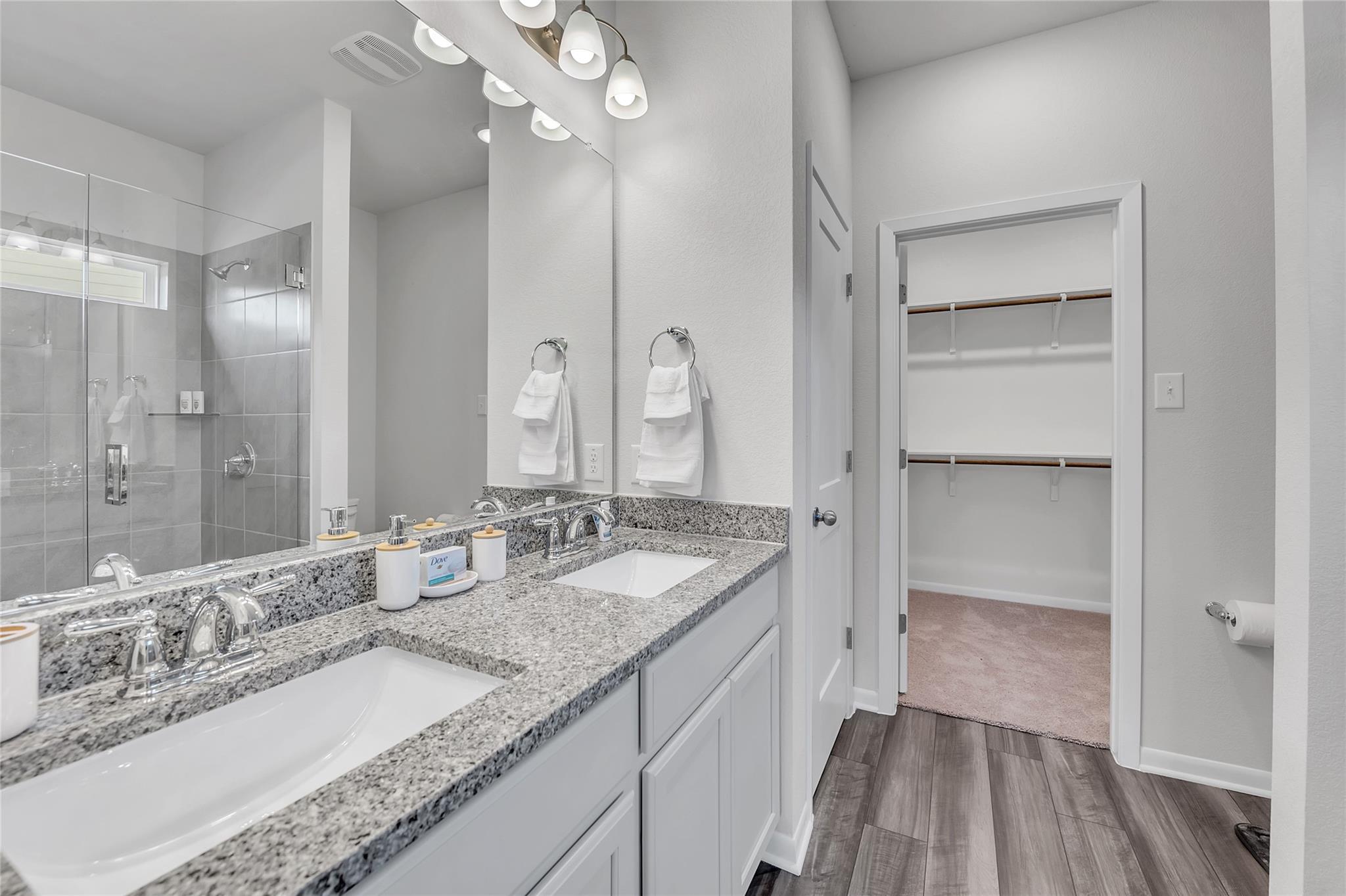 425 Oxford Ln, Troy, TX 76579