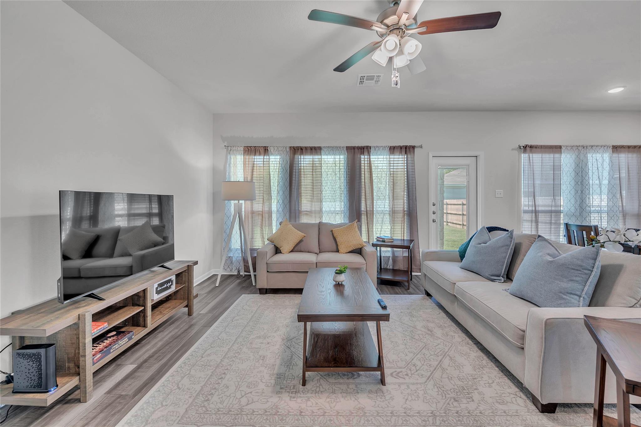 425 Oxford Ln, Troy, TX 76579