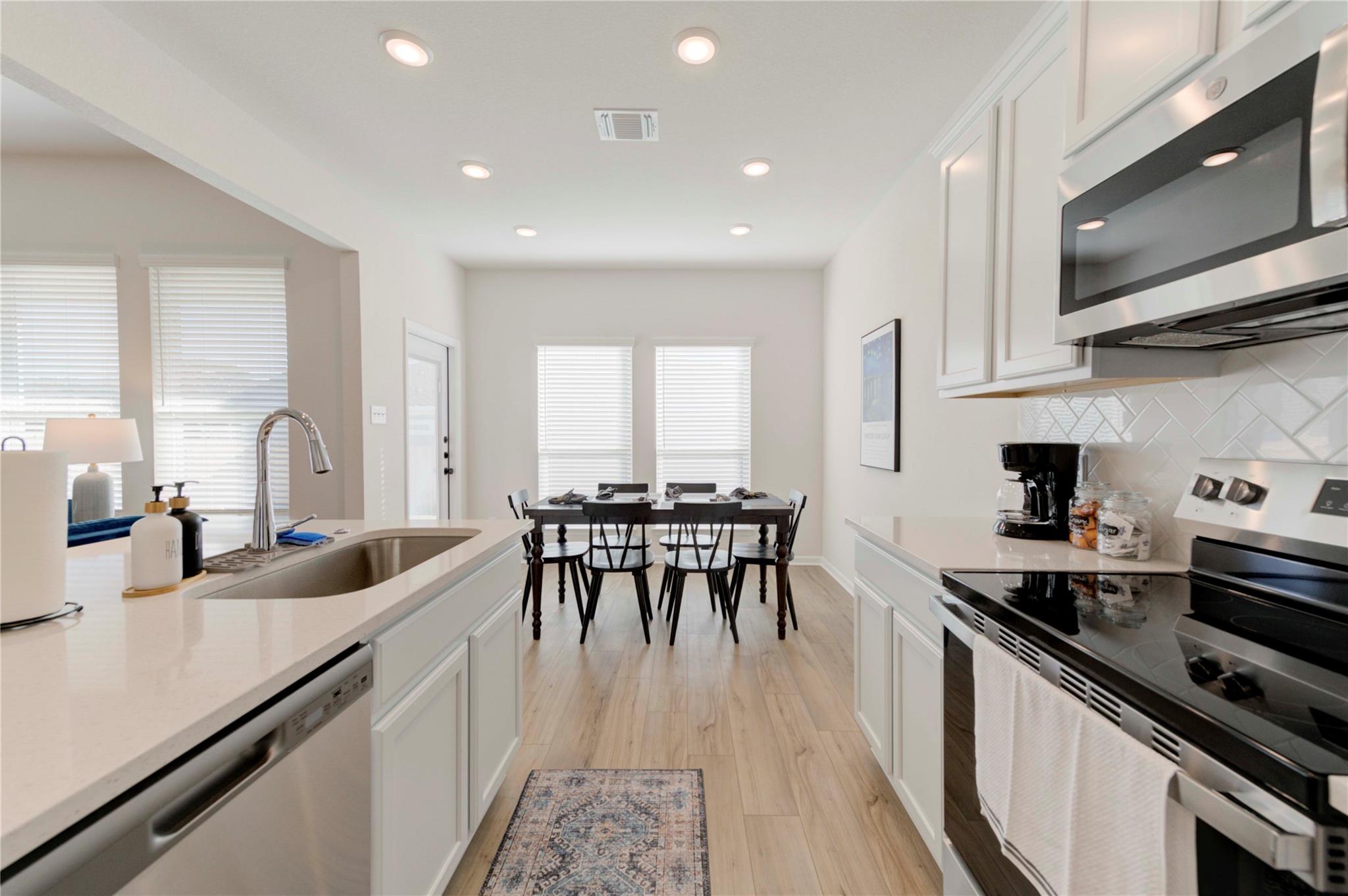 513 Gingham Trl, Troy, TX 76579