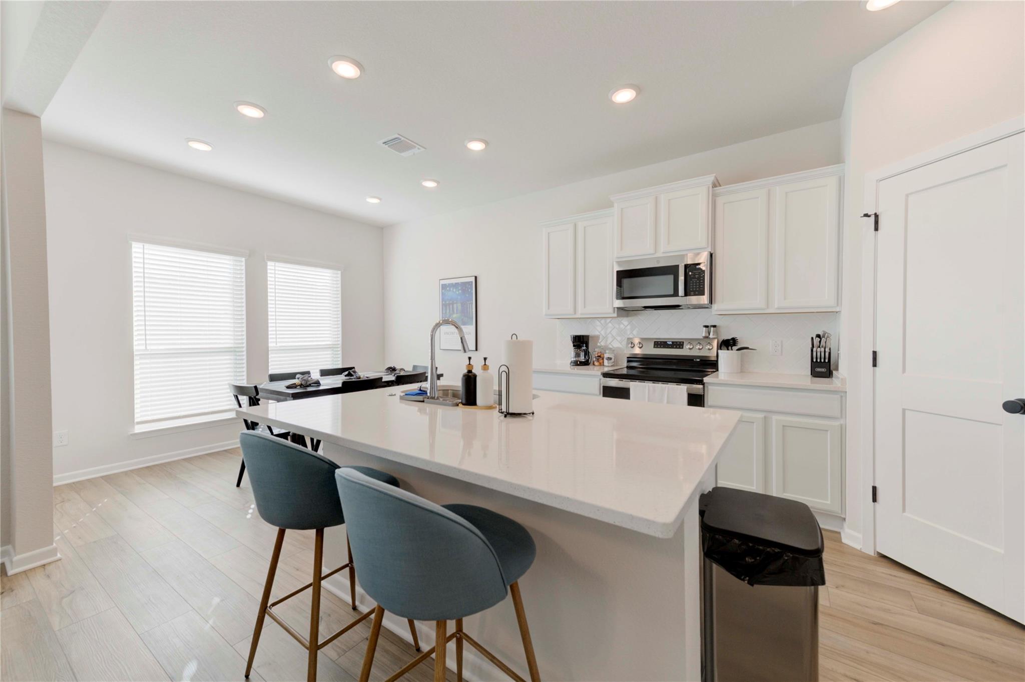 513 Gingham Trl, Troy, TX 76579