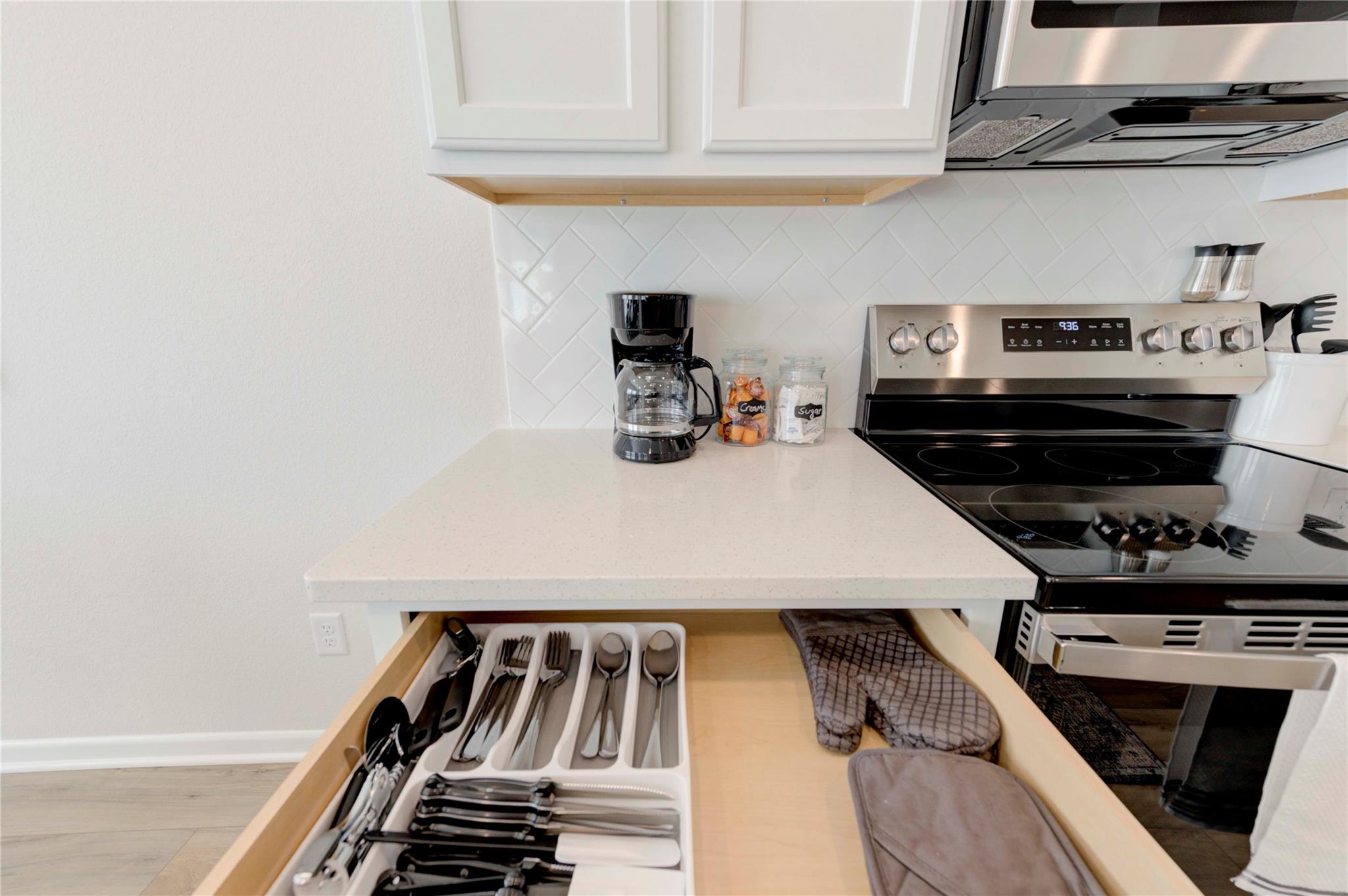 513 Gingham Trl, Troy, TX 76579