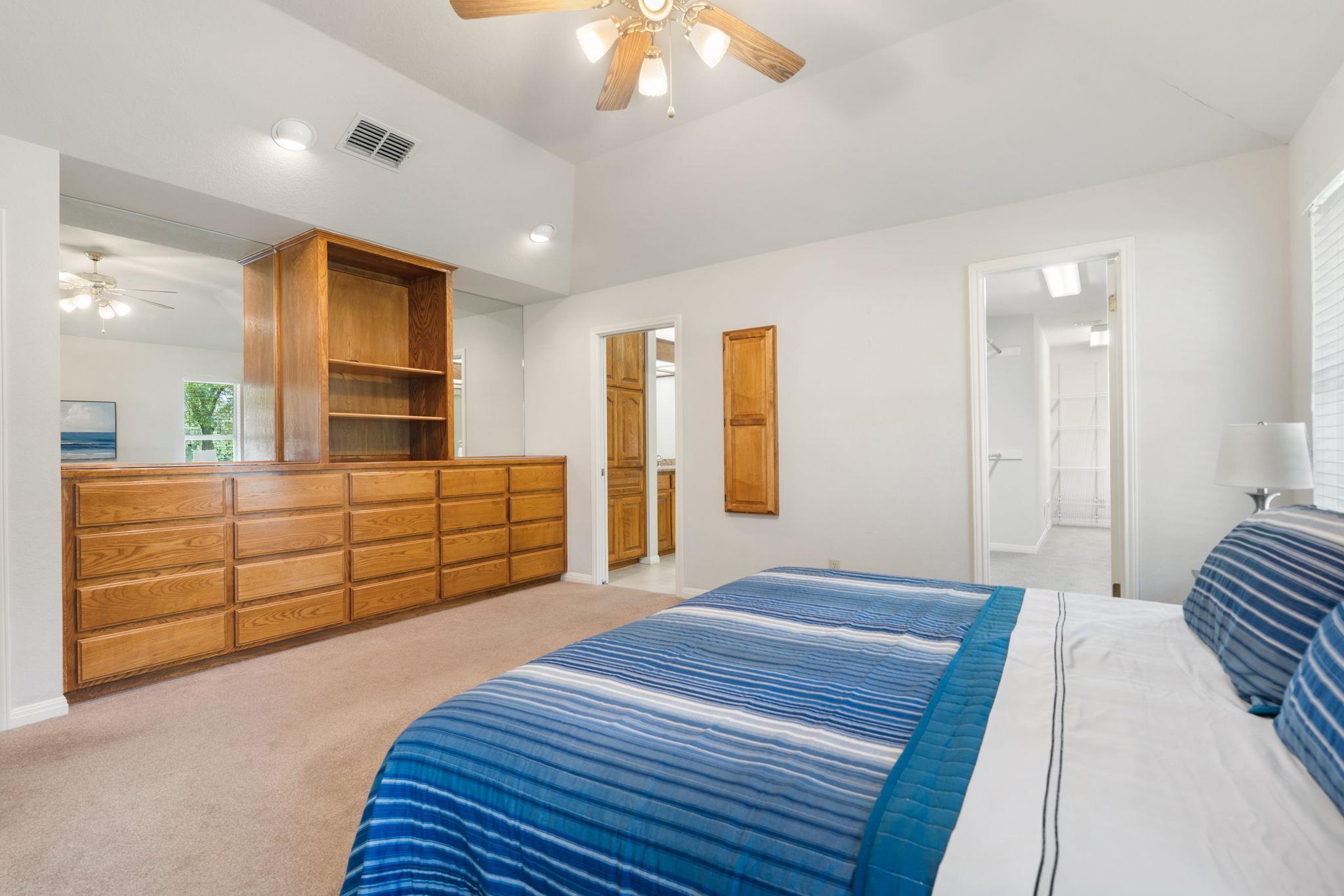 541 Elliott Ranch Rd, Buda, TX 78610