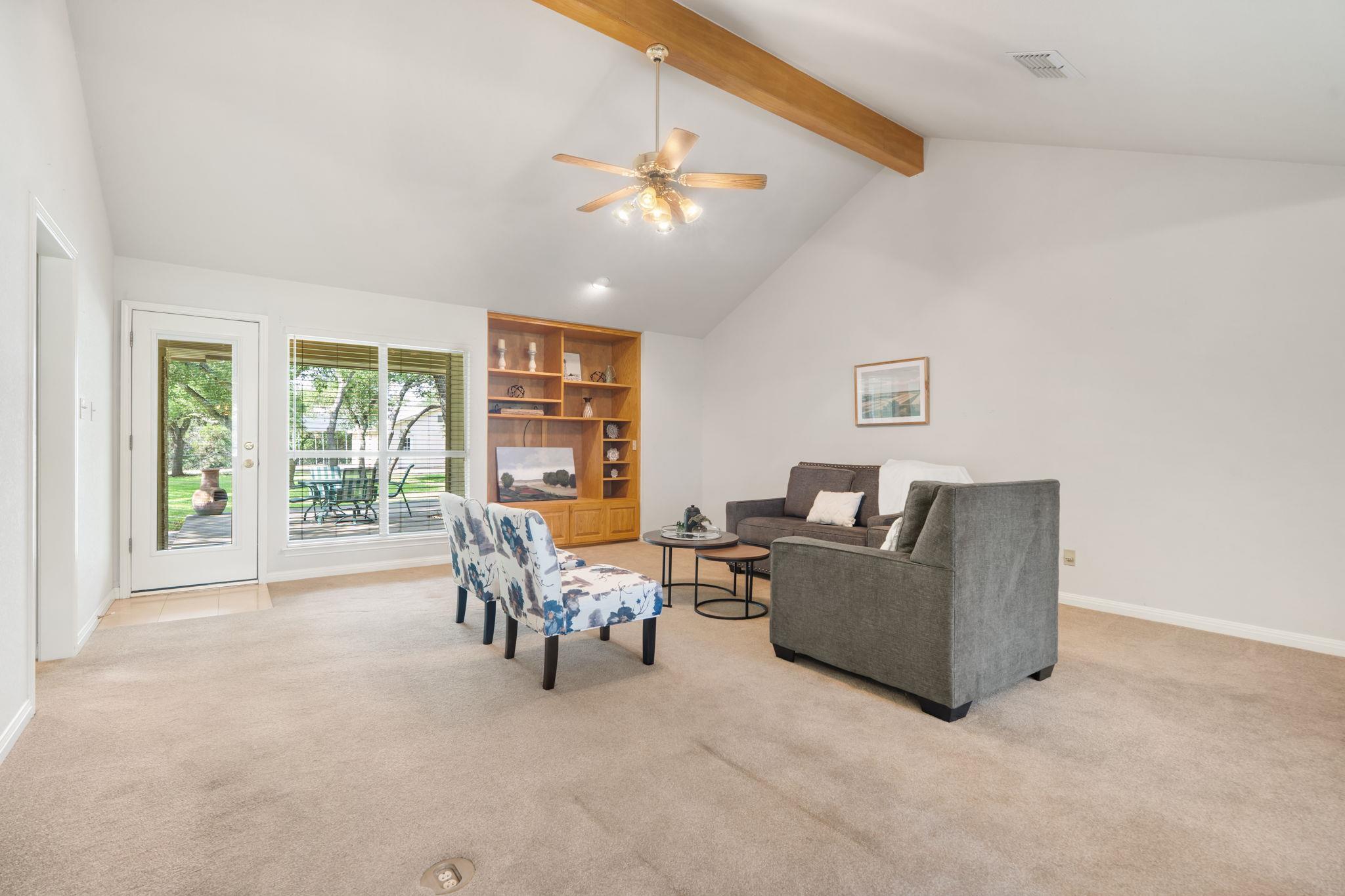 541 Elliott Ranch Rd, Buda, TX 78610