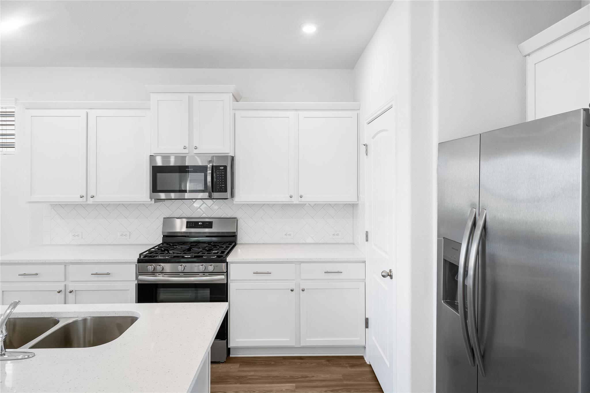 186 Weaver Ln, Bastrop, TX 78602