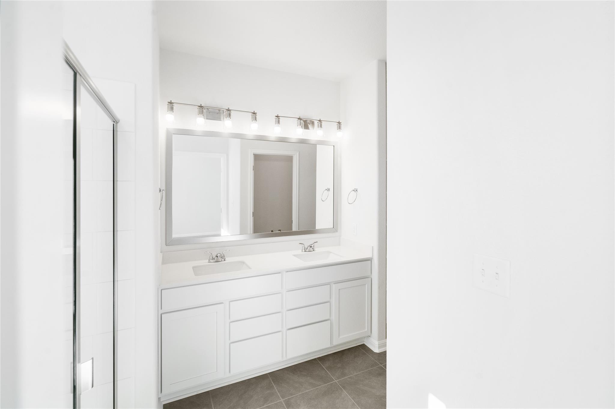 186 Weaver Ln, Bastrop, TX 78602