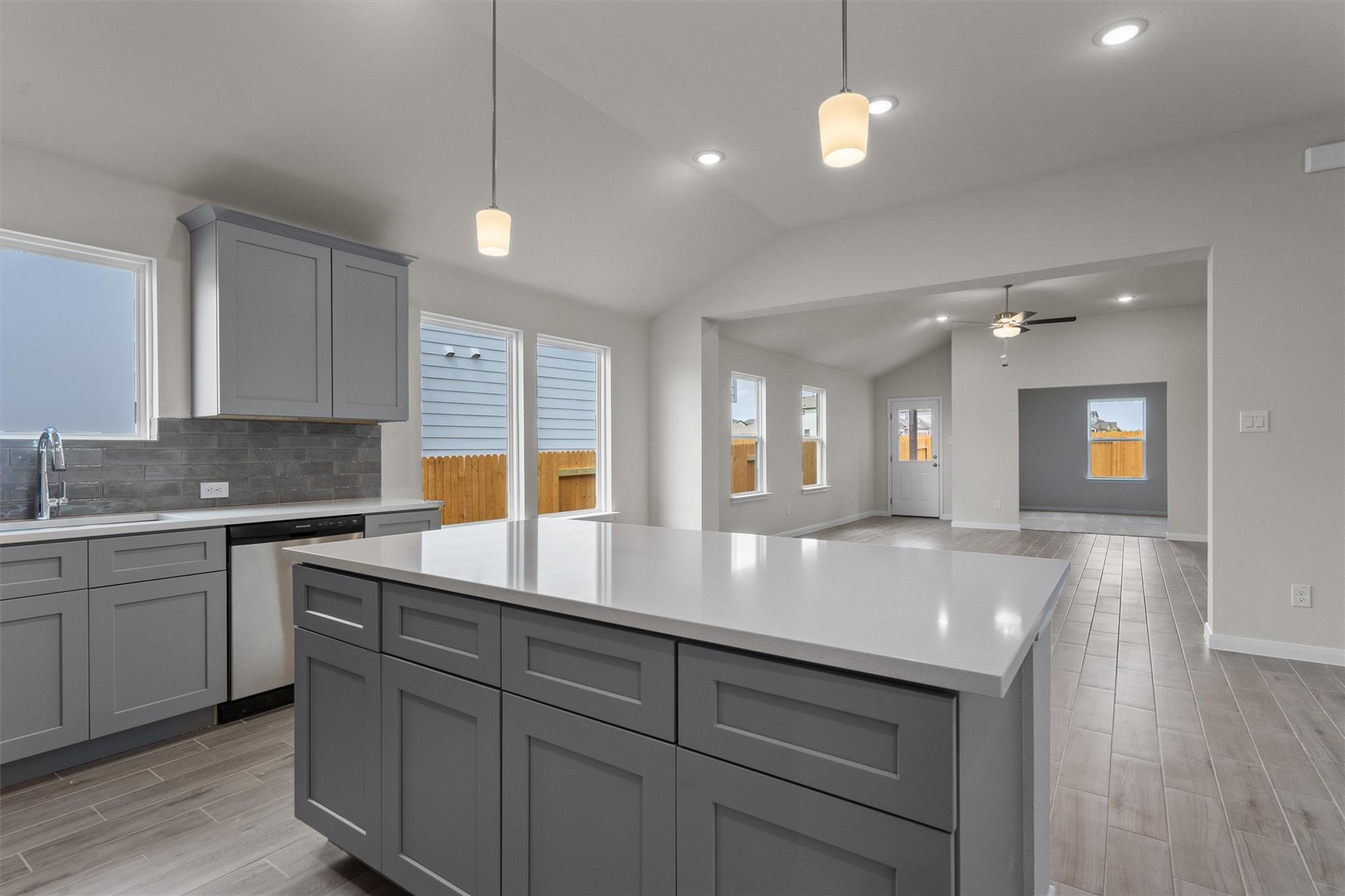 224 Ironshoe Trl, Liberty Hill, TX 78642