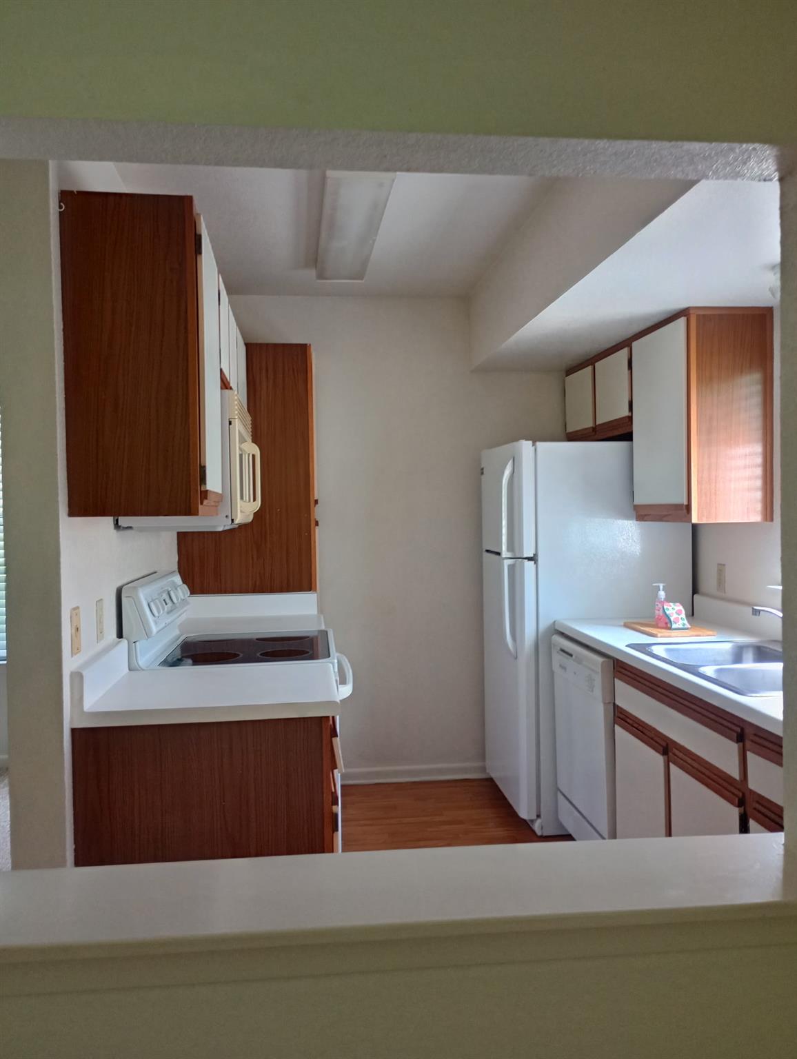 728 W San Antonio St # 102 B, Lockhart, TX 78644