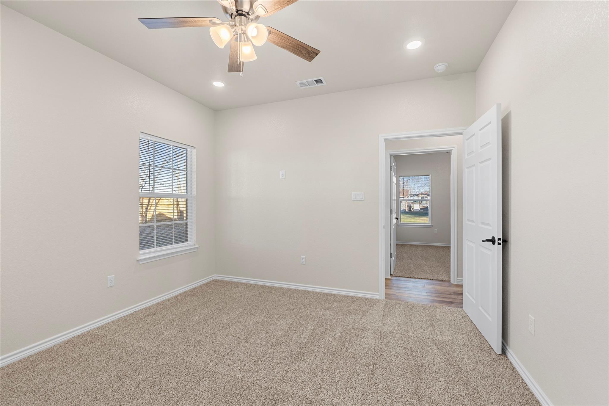 501 E Plum St # 1, Granger, TX 76530