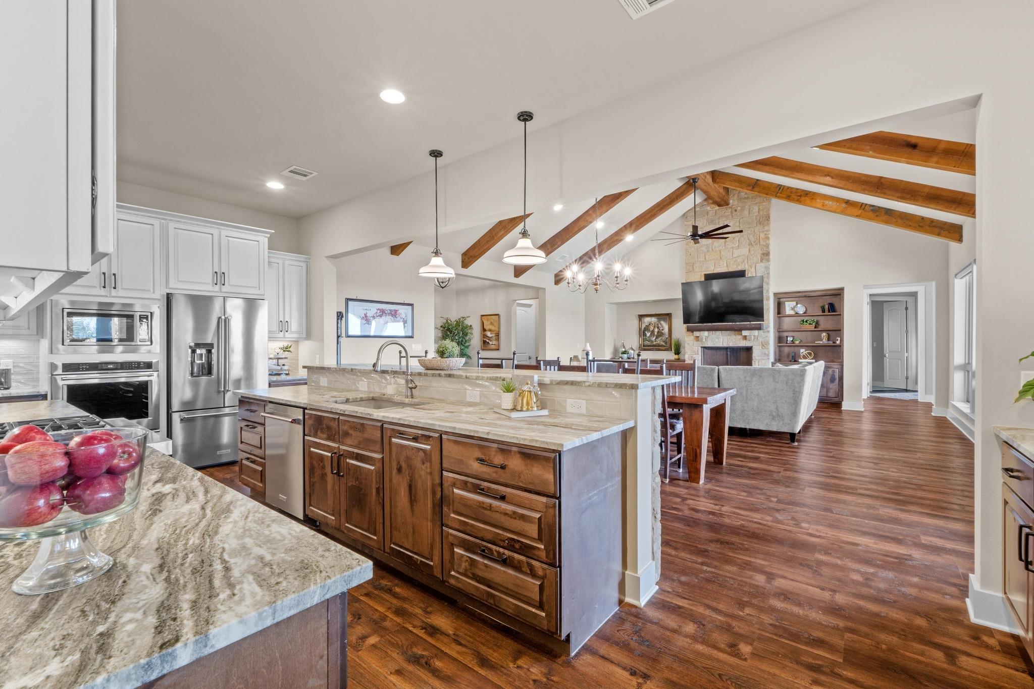 18817 Hidden Ridge Pl, Jonestown, TX 78645
