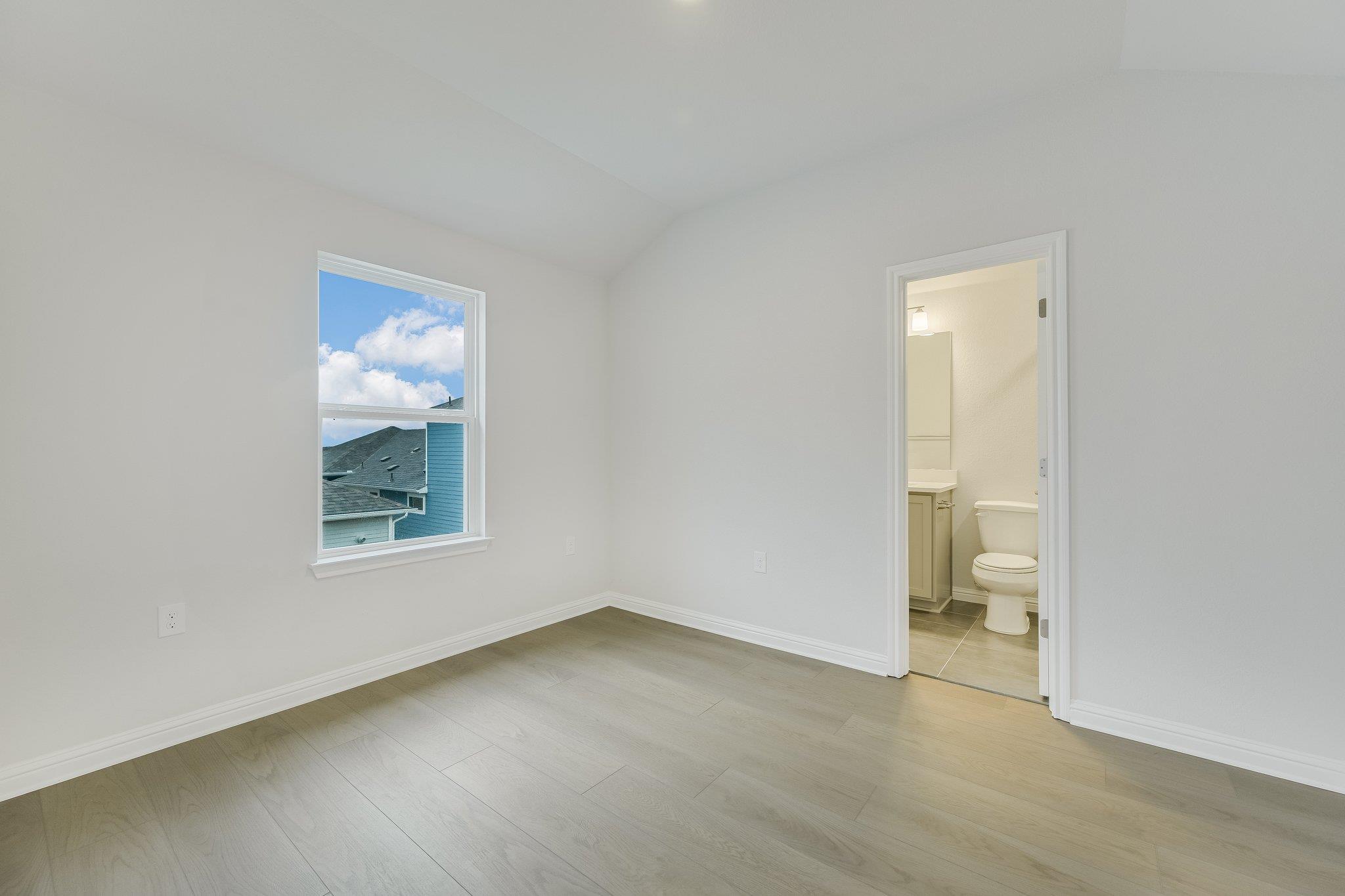 8512 Dongan Dr, Austin, TX 78744