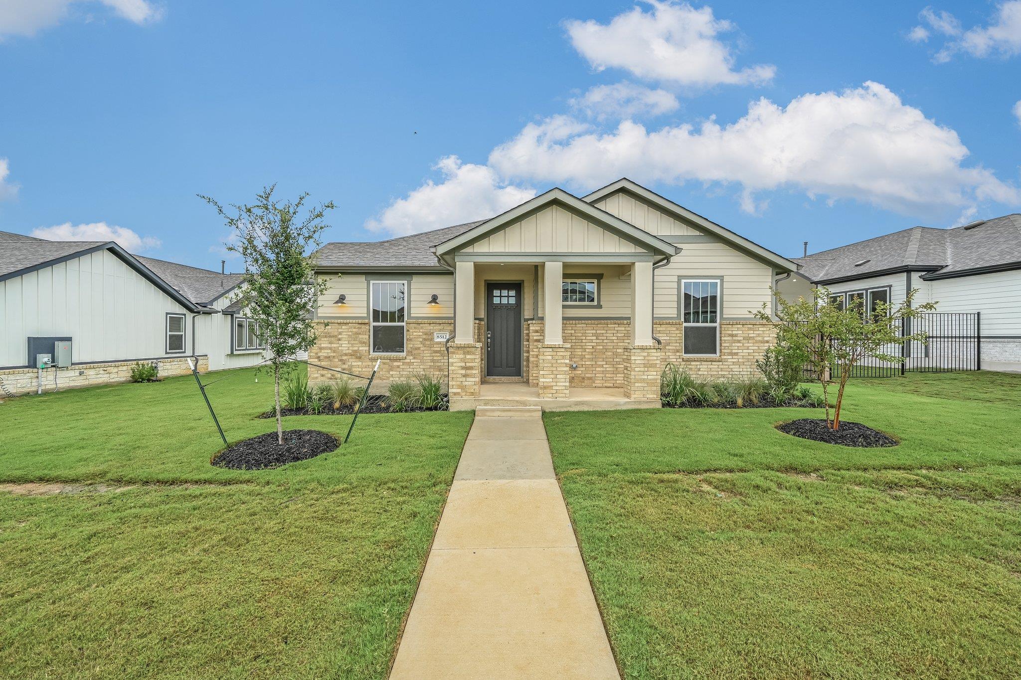 8512 Dongan Dr, Austin, TX 78744