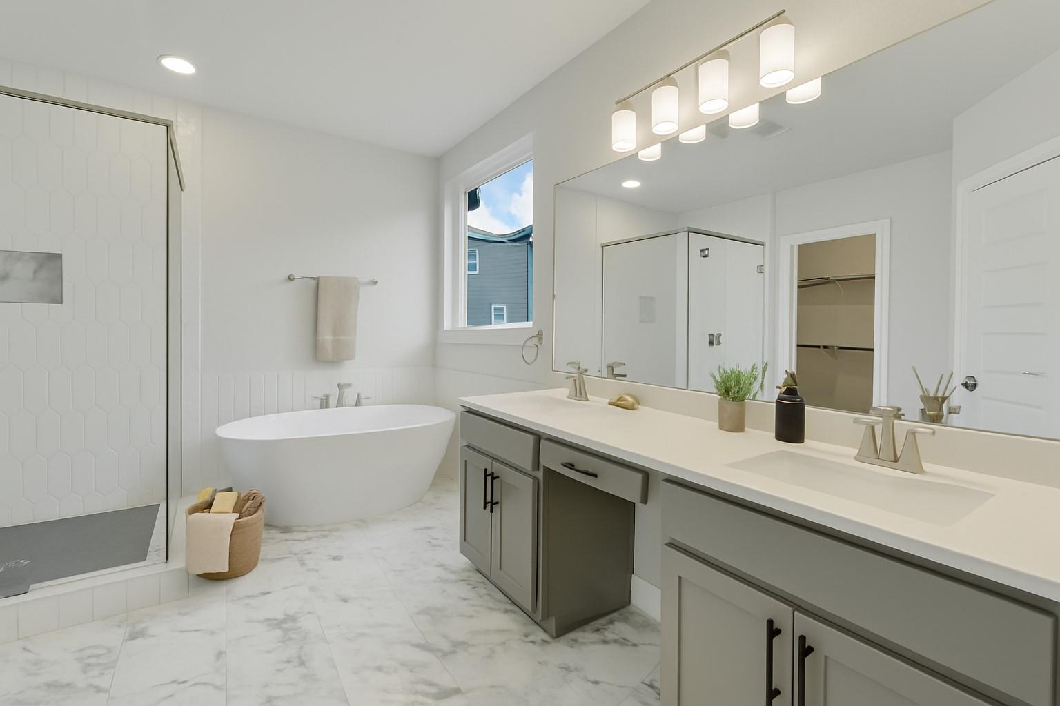 8512 Dongan Dr, Austin, TX 78744