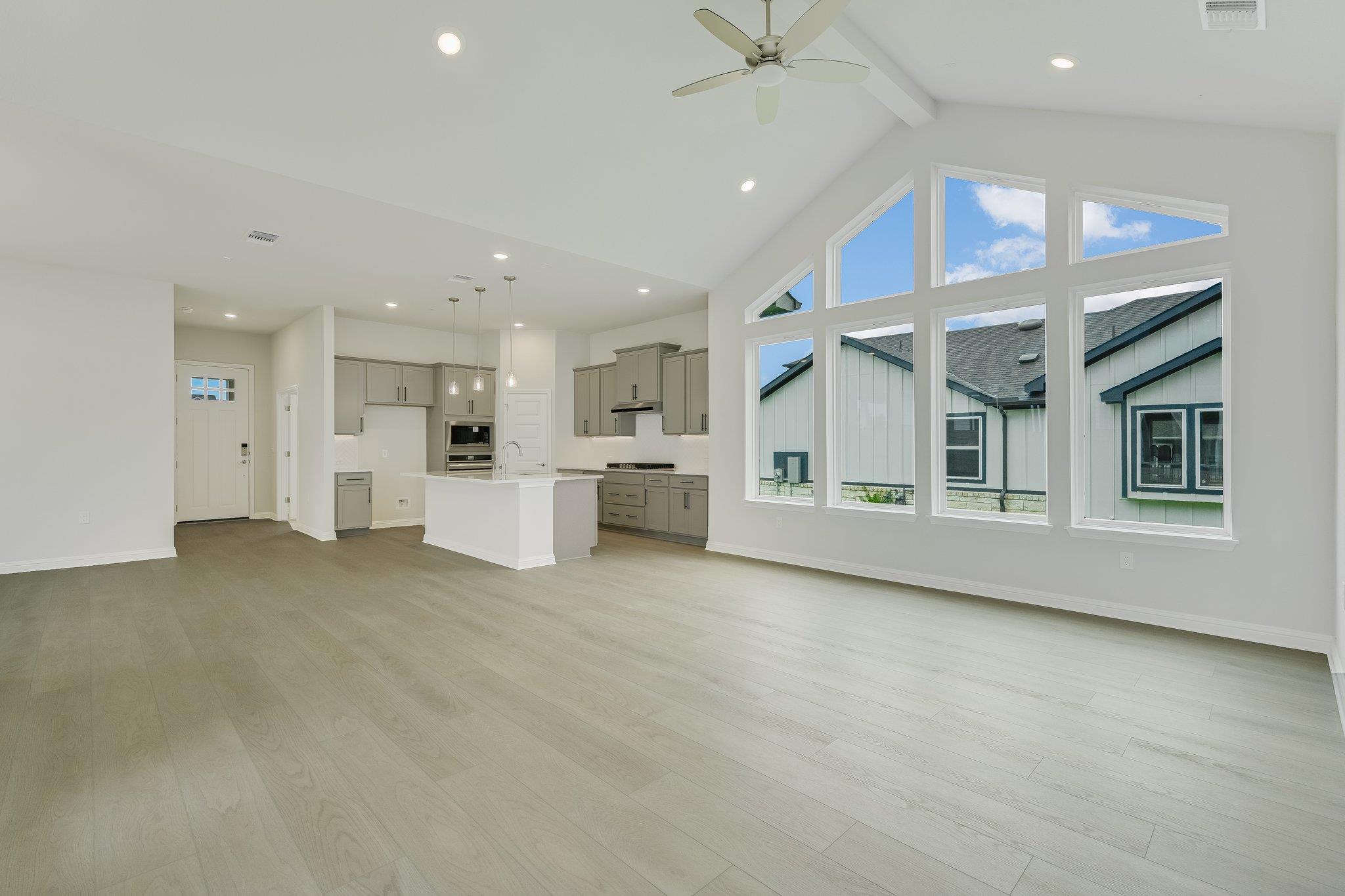 8512 Dongan Dr, Austin, TX 78744