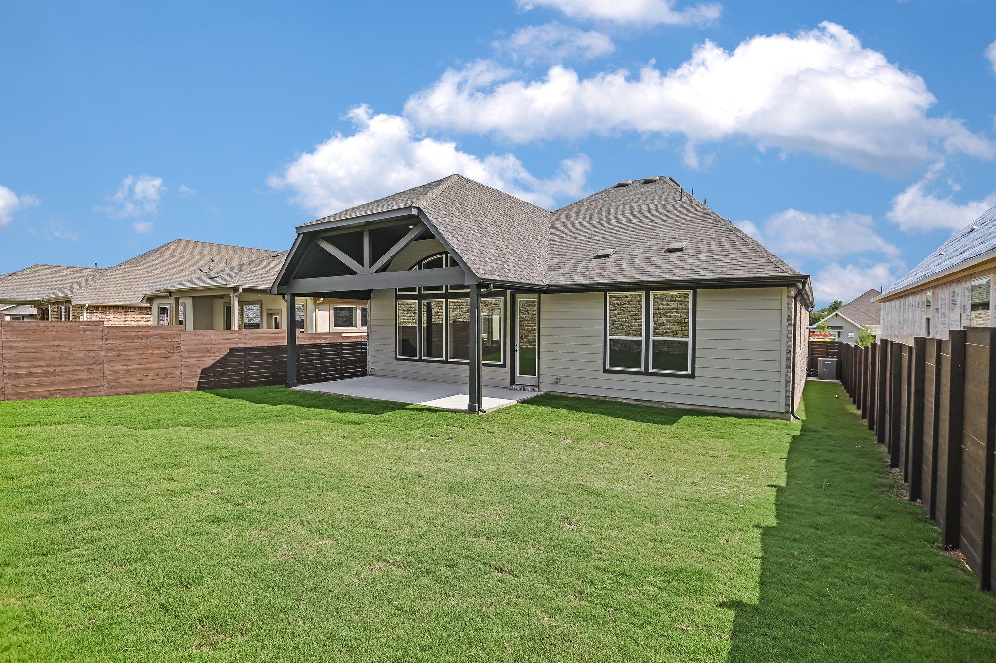 8412 Bouvreuil Dr, Austin, TX 78738