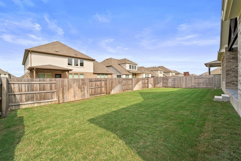728 Landing St Ln, Leander, TX 78641