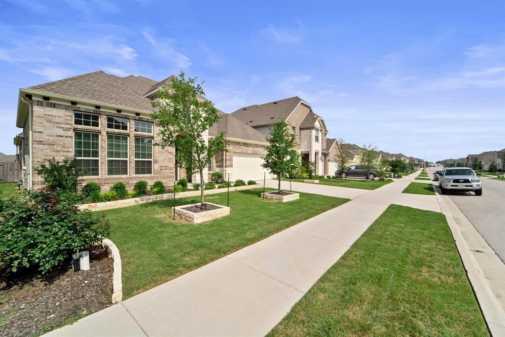 728 Landing St Ln, Leander, TX 78641