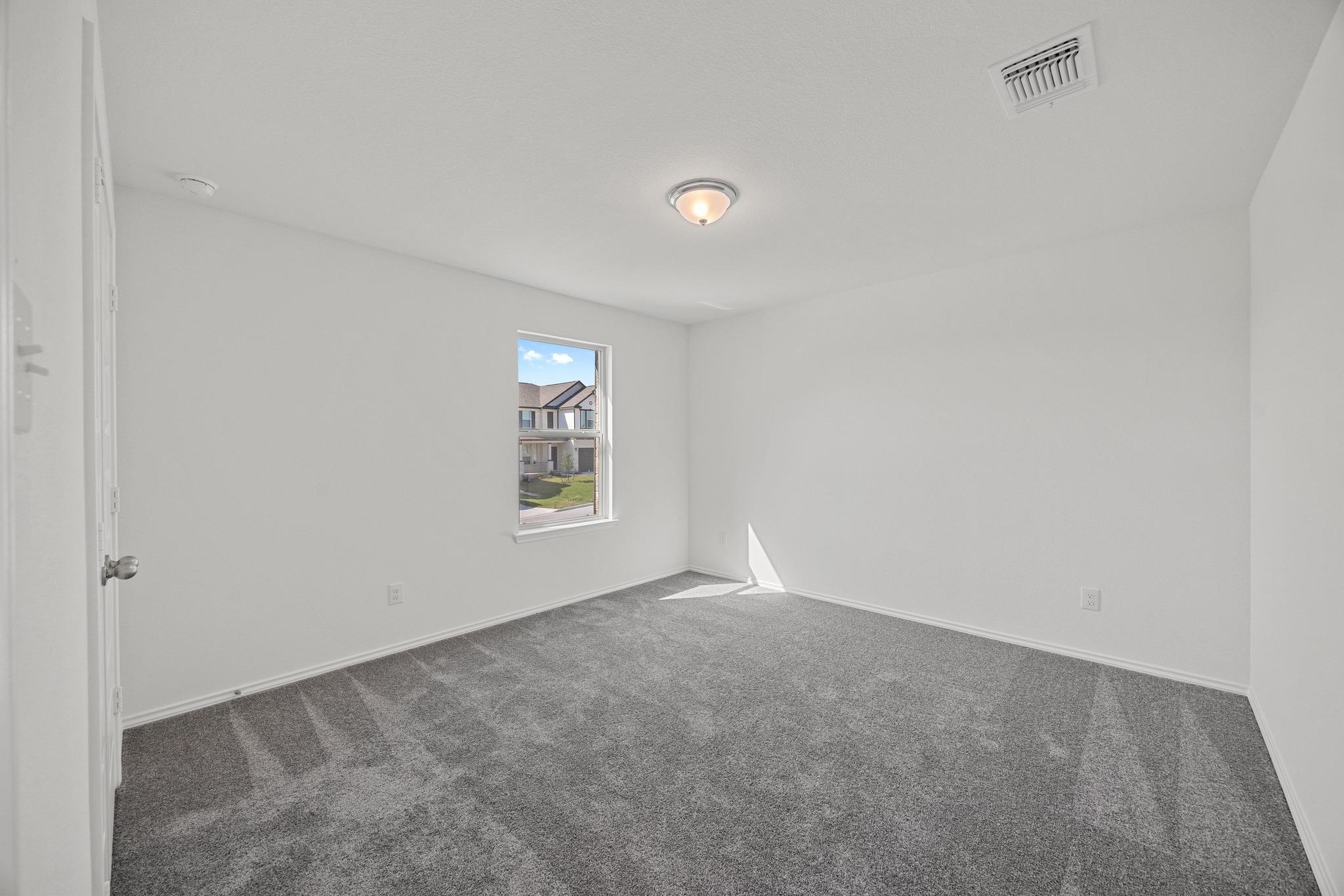 237 Robert Hightower Dr, Jarrell, TX 76537