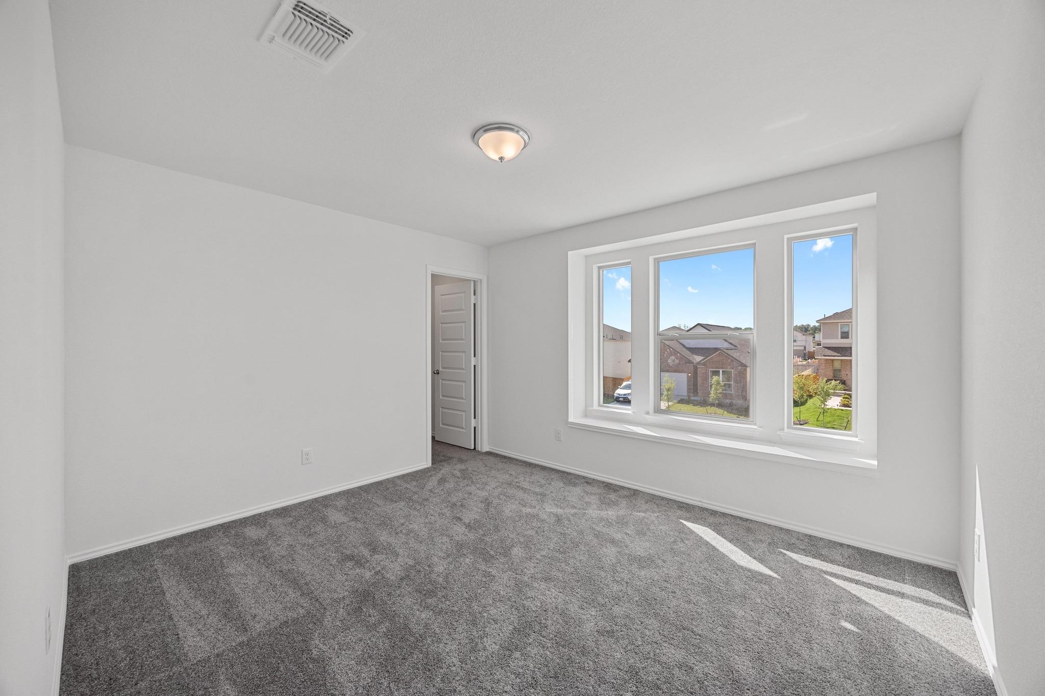 237 Robert Hightower Dr, Jarrell, TX 76537