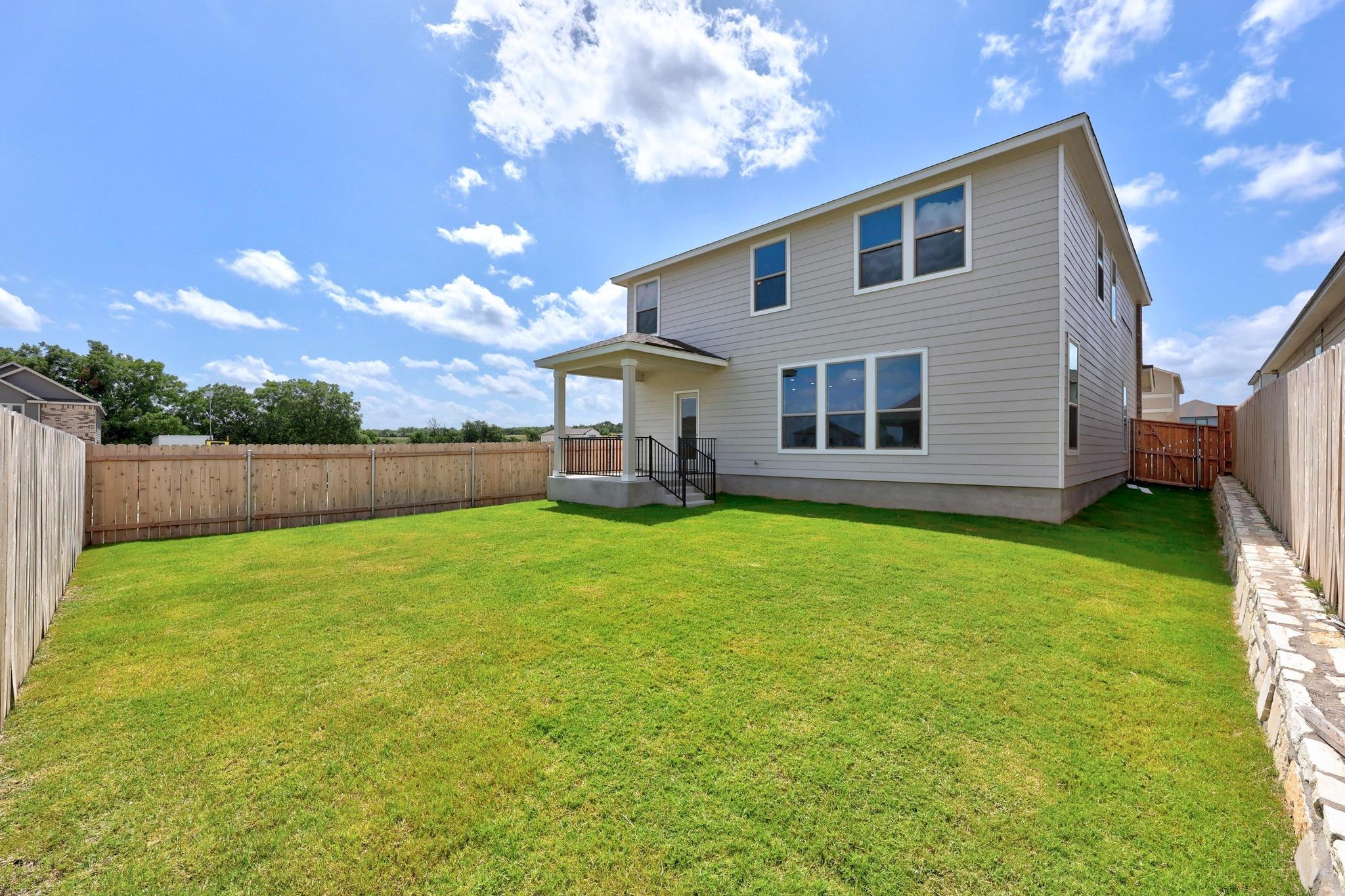 237 Robert Hightower Dr, Jarrell, TX 76537