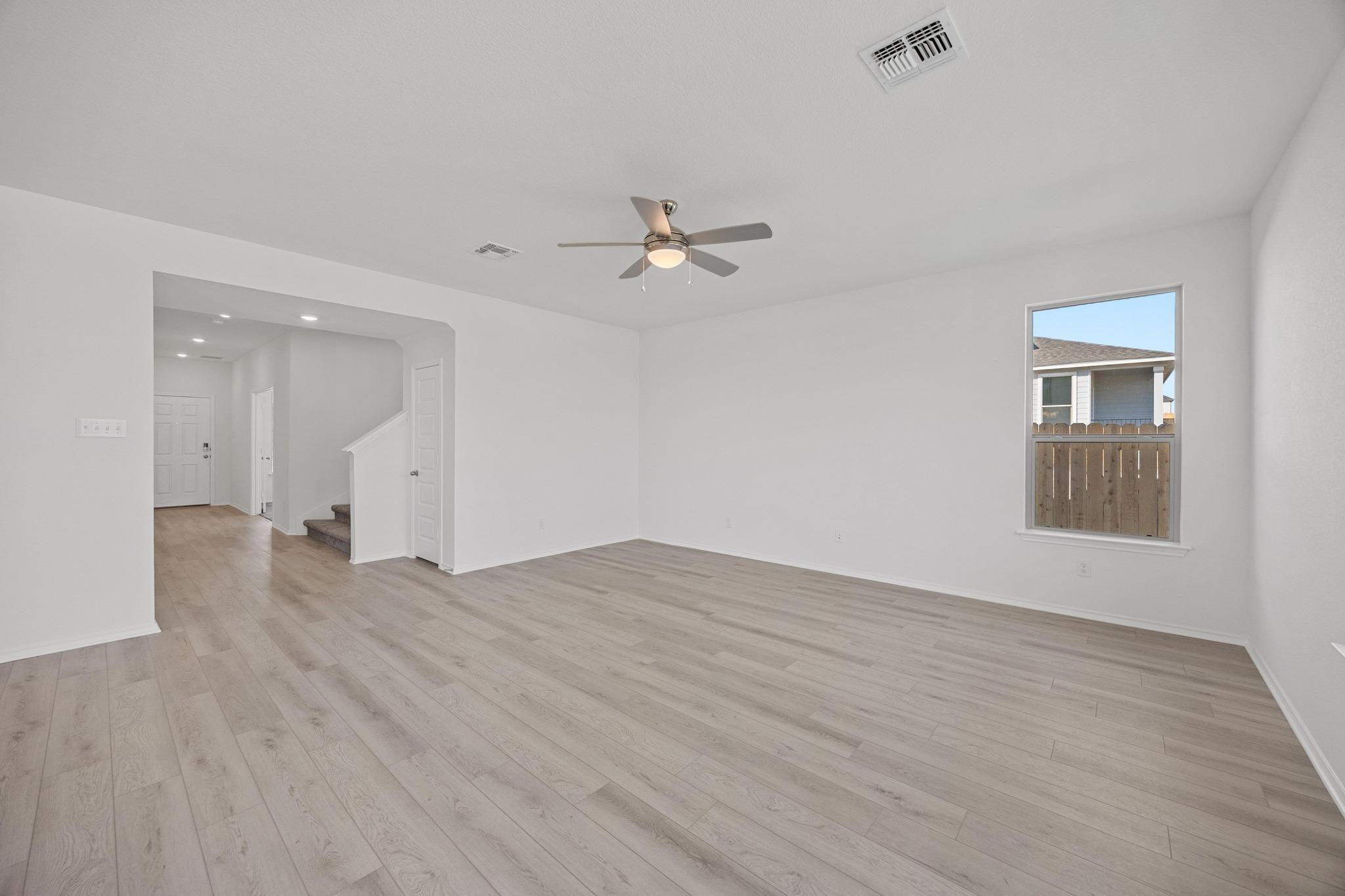 237 Robert Hightower Dr, Jarrell, TX 76537