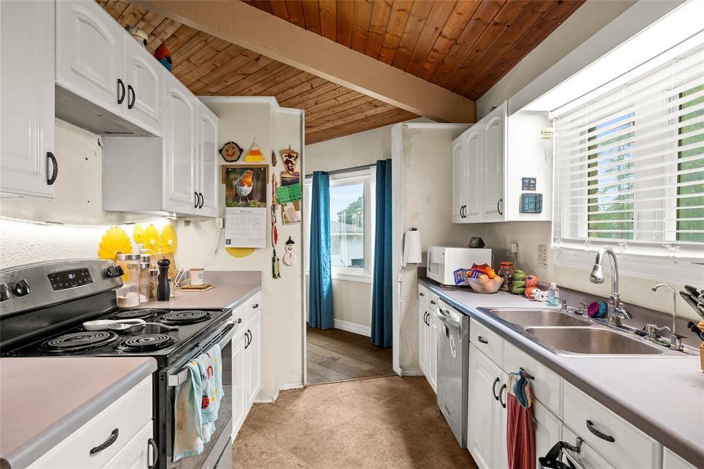 100 Klein Ct # 1, Georgetown, TX 78626