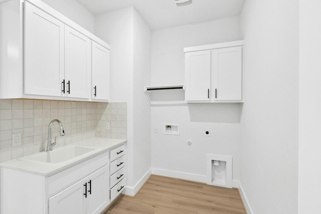 220 Reata Ridge Loop, Liberty Hill, TX 78642