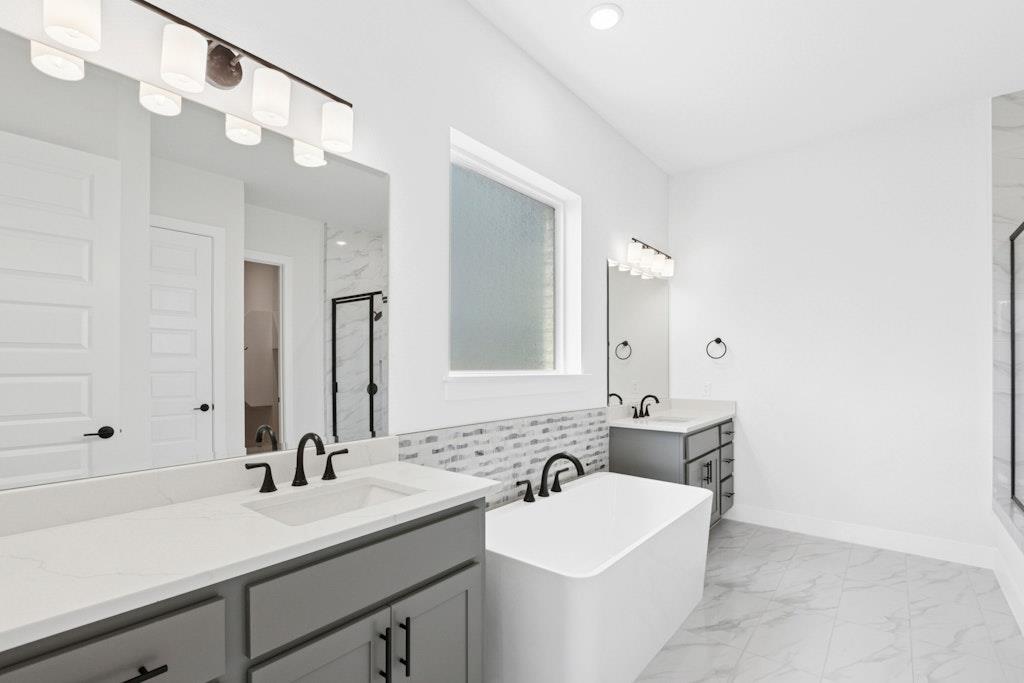 220 Reata Ridge Loop, Liberty Hill, TX 78642