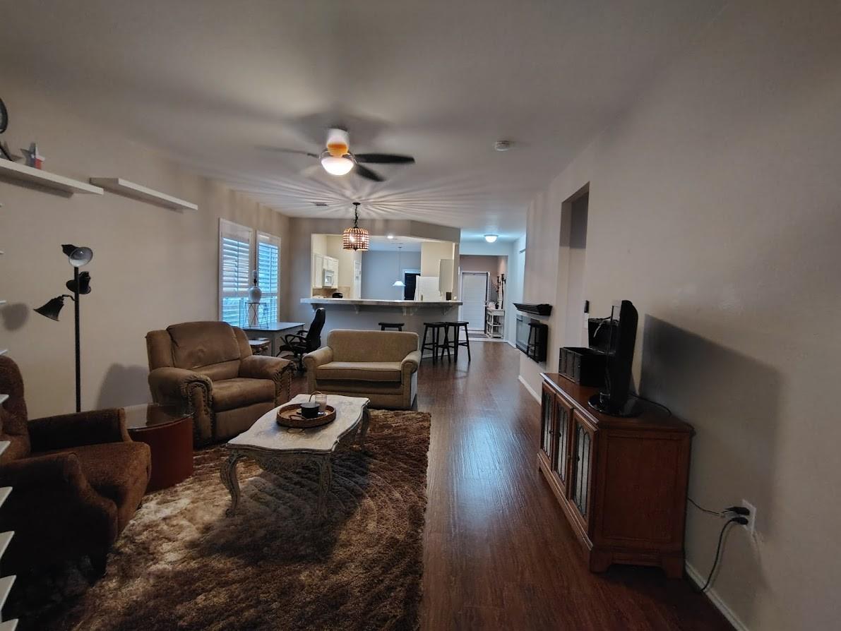 223 Bonham Loop, Georgetown, TX 78633