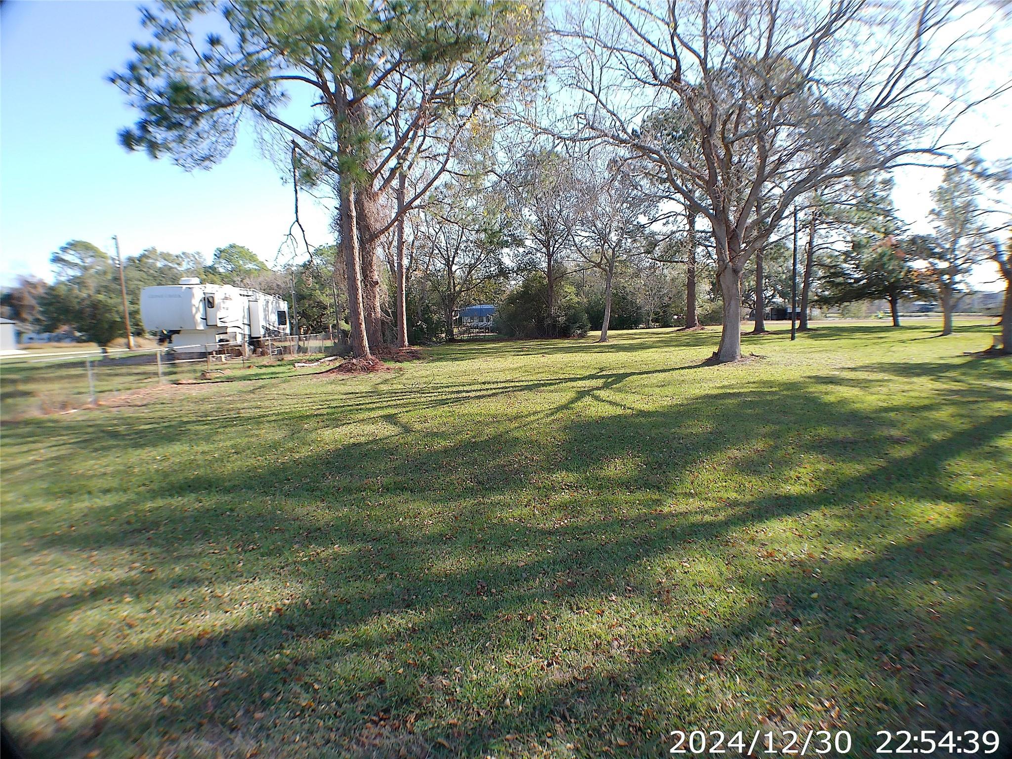 202 Royalwood St, Palacios, TX 77465