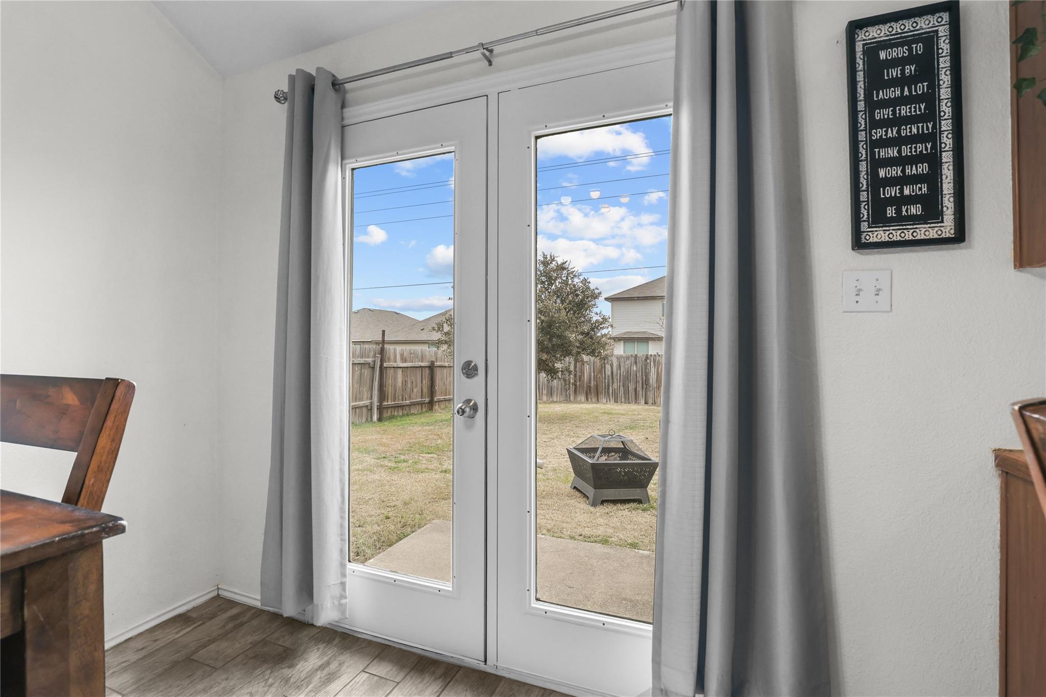 312 Copper Ln, Jarrell, TX 76537
