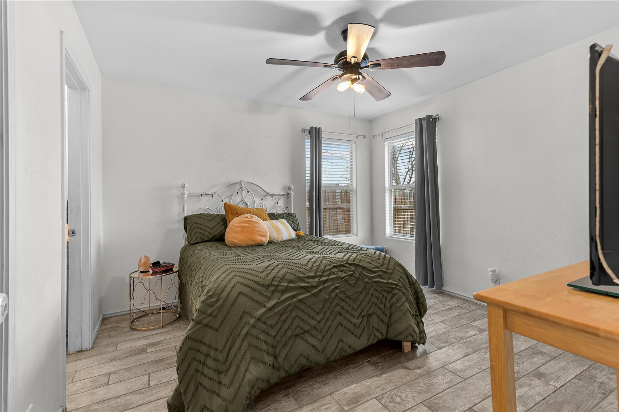 312 Copper Ln, Jarrell, TX 76537