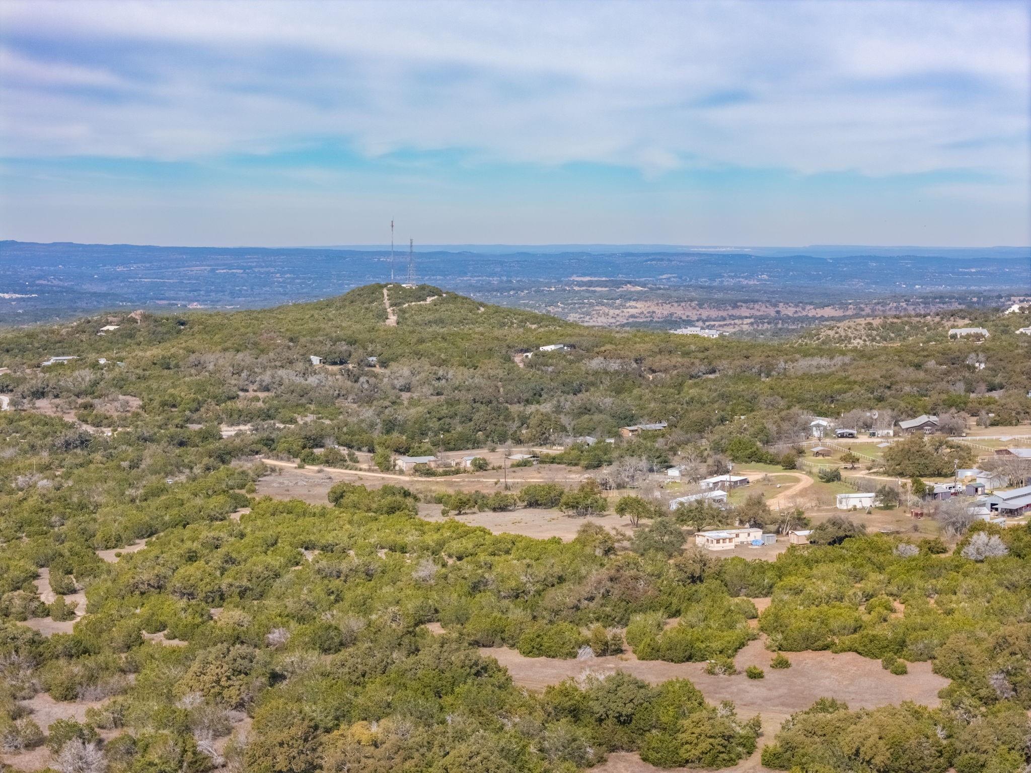 799 Bell Springs Rd, Dripping Springs, TX 78620