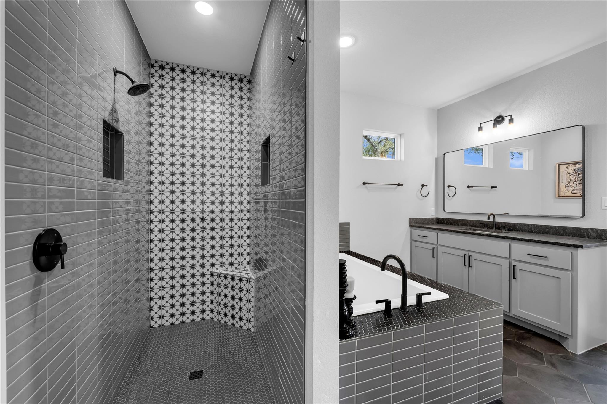 123 Wandering Oak Cir, Burnet, TX 78611