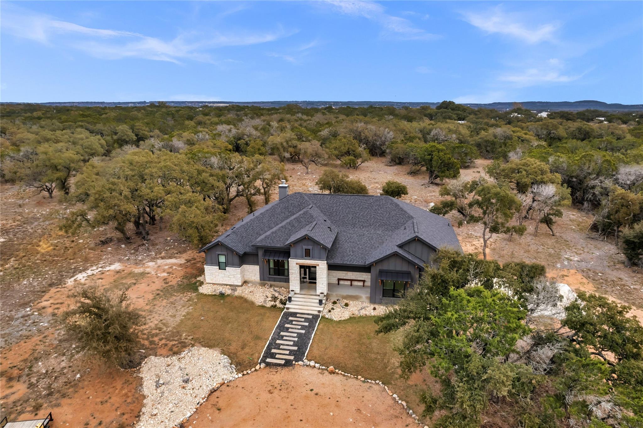 123 Wandering Oak Cir, Burnet, TX 78611