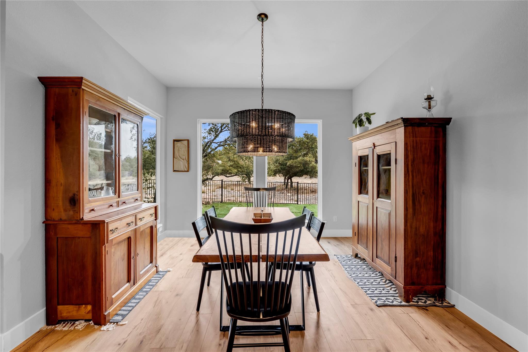 123 Wandering Oak Cir, Burnet, TX 78611