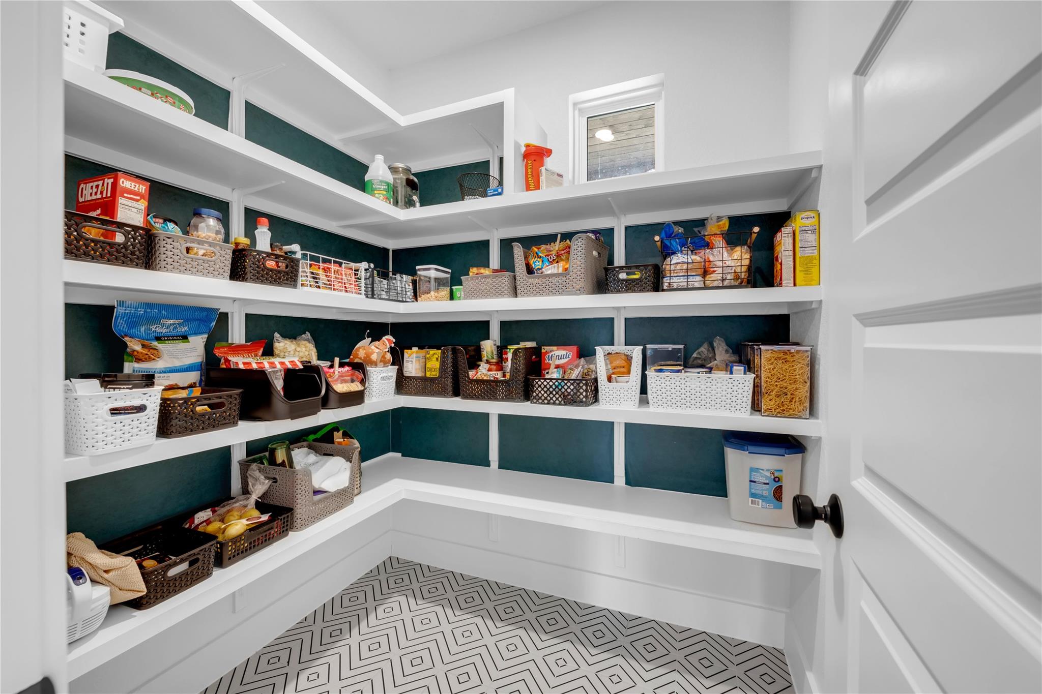 123 Wandering Oak Cir, Burnet, TX 78611