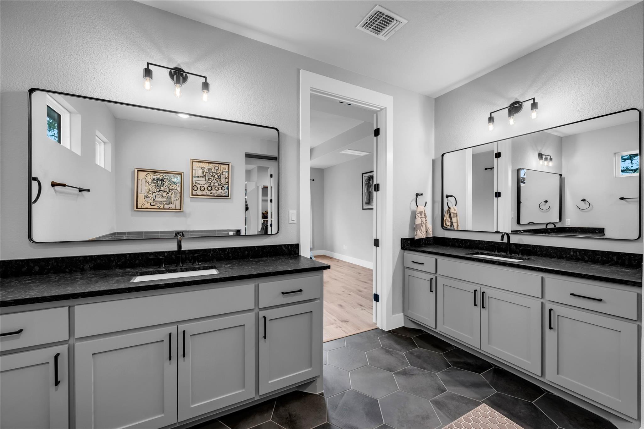 123 Wandering Oak Cir, Burnet, TX 78611