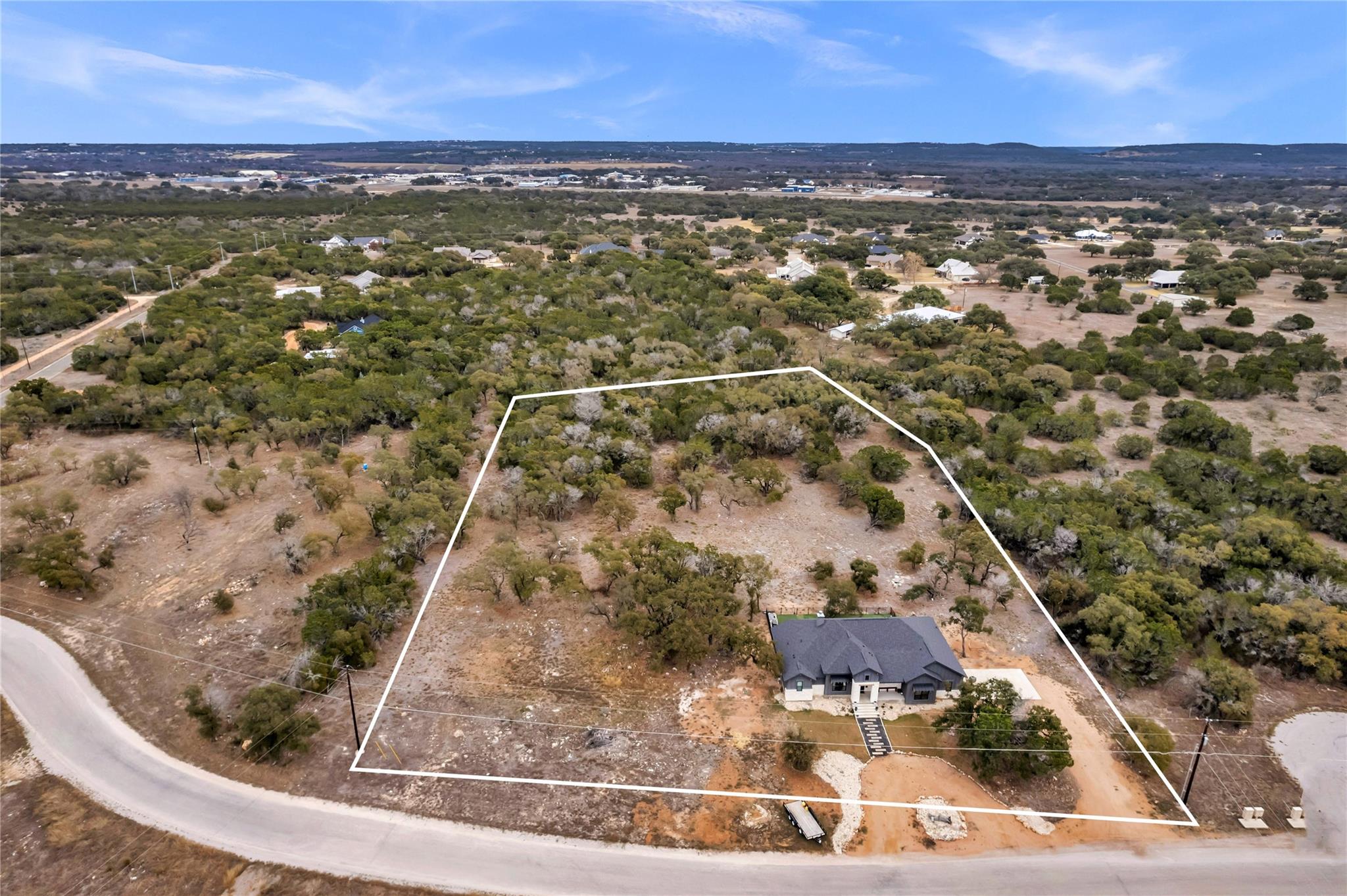 123 Wandering Oak Cir, Burnet, TX 78611