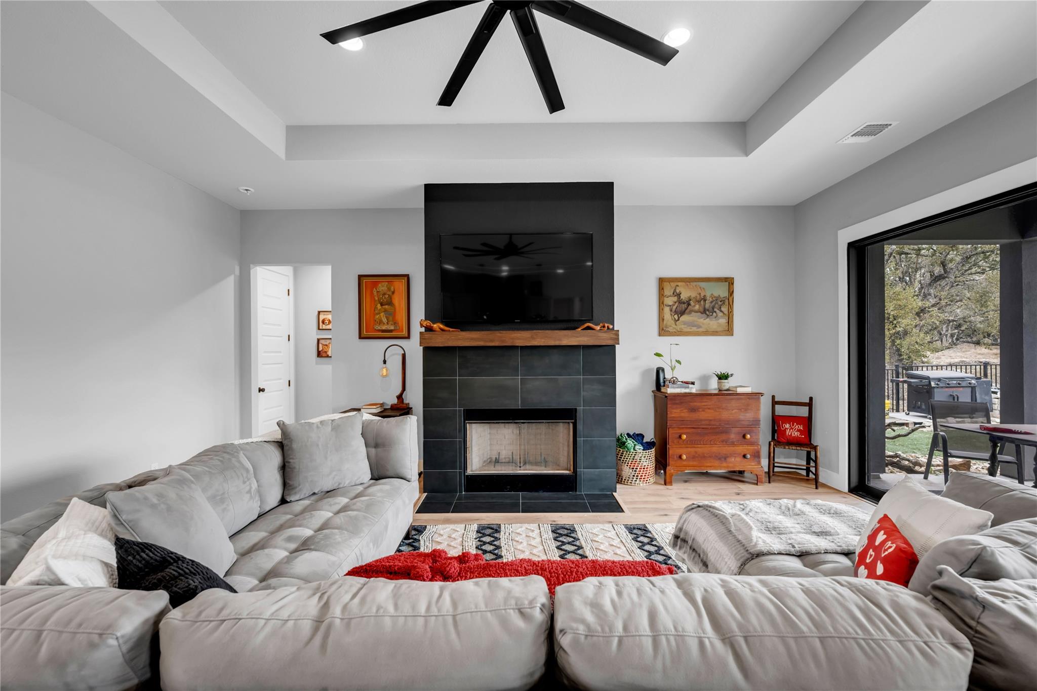 123 Wandering Oak Cir, Burnet, TX 78611