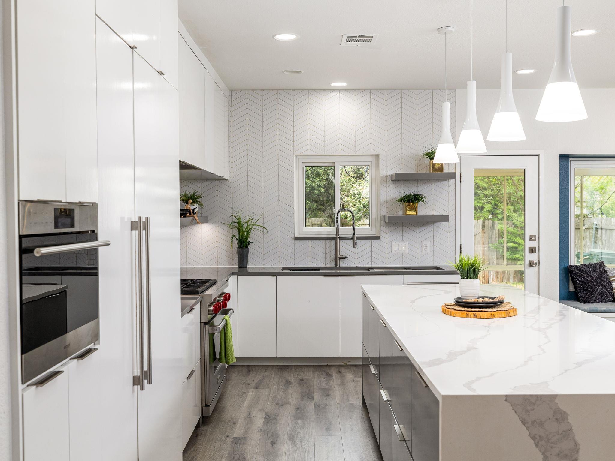 8004 Osborne Dr, Austin, TX 78729