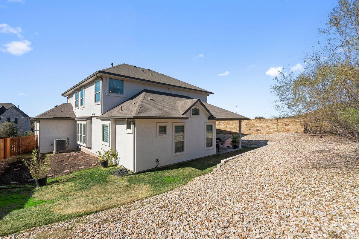 17820 Limestone Spring Ln, Austin, TX 78738