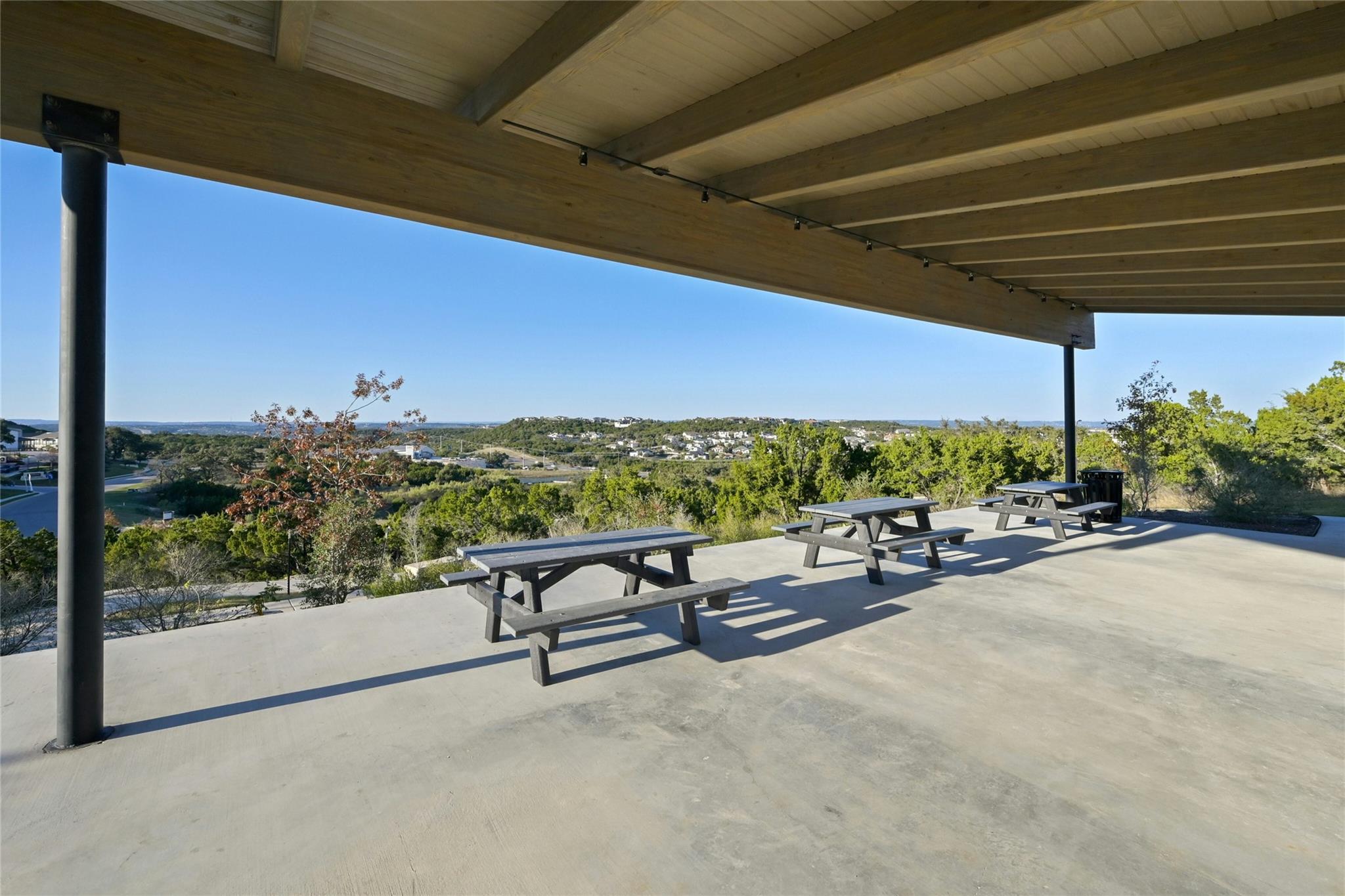 5905 Madrone Tree Ln, Austin, TX 78738